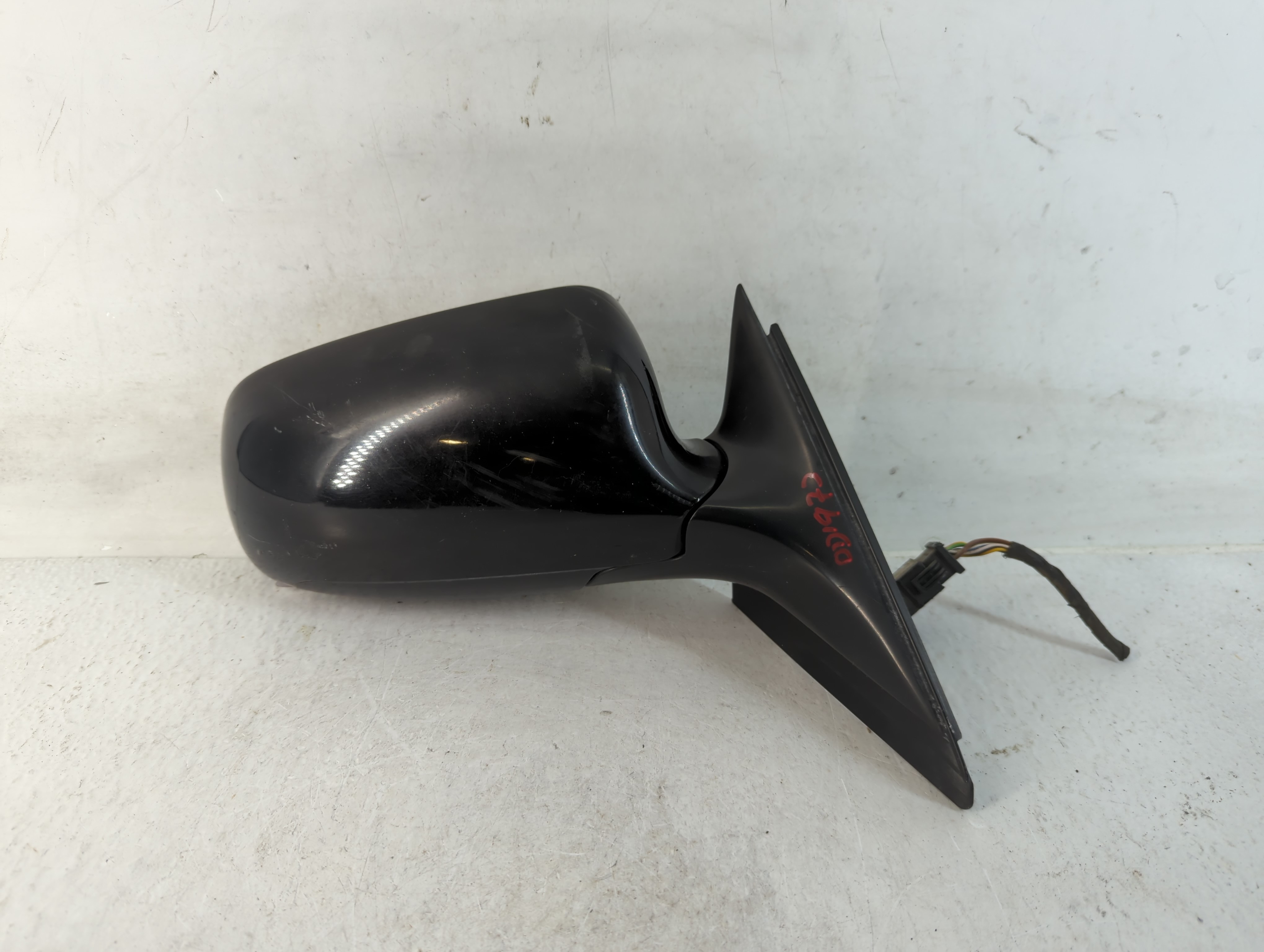 1999-2002 Audi A4 Passenger Right Side View Power Door Mirror Black 782724 - Oemusedautoparts1.com