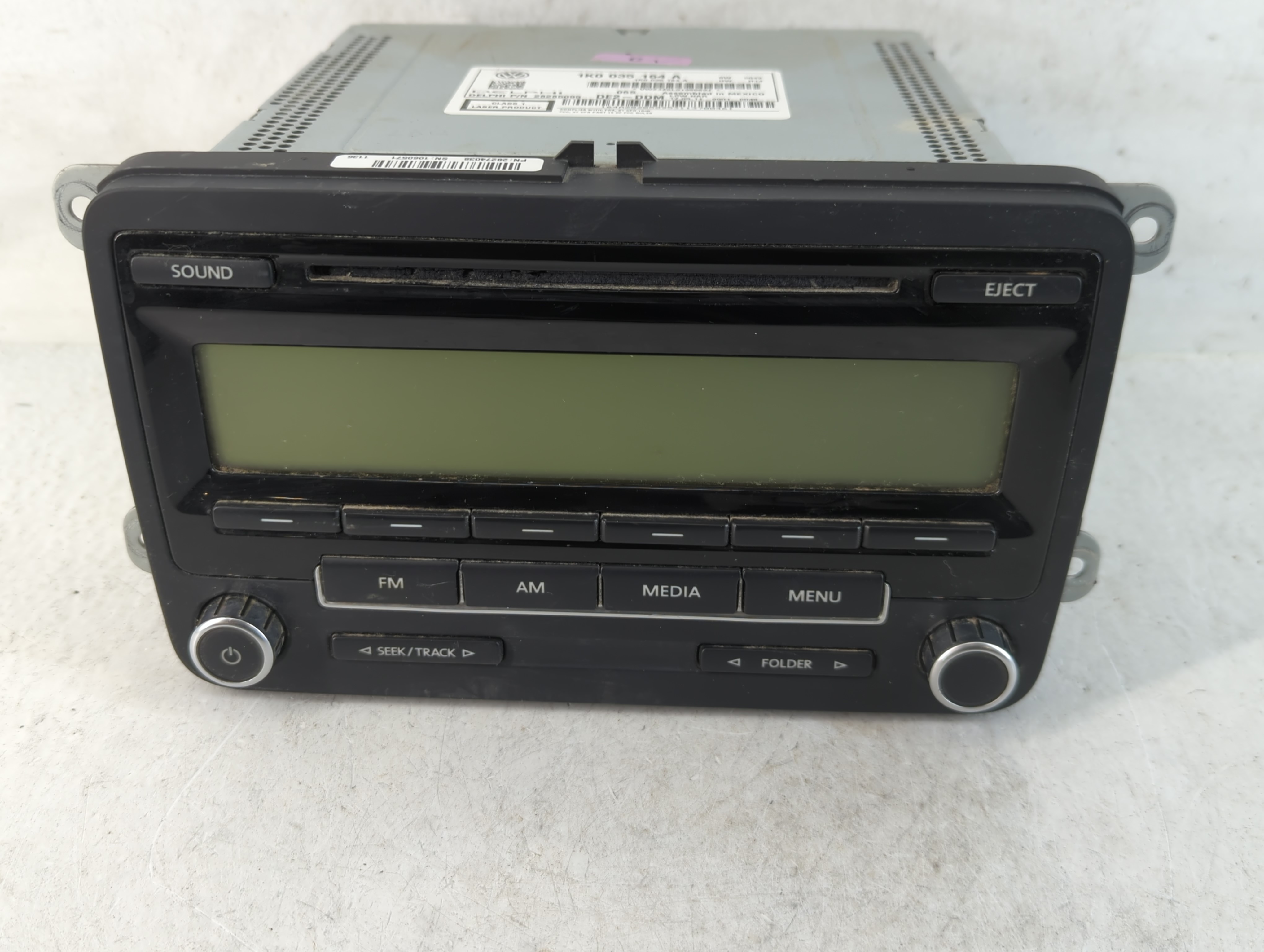 2011-2014 Volkswagen Jetta Am Fm Cd Player Radio Receiver 782763 - Oemusedautoparts1.com