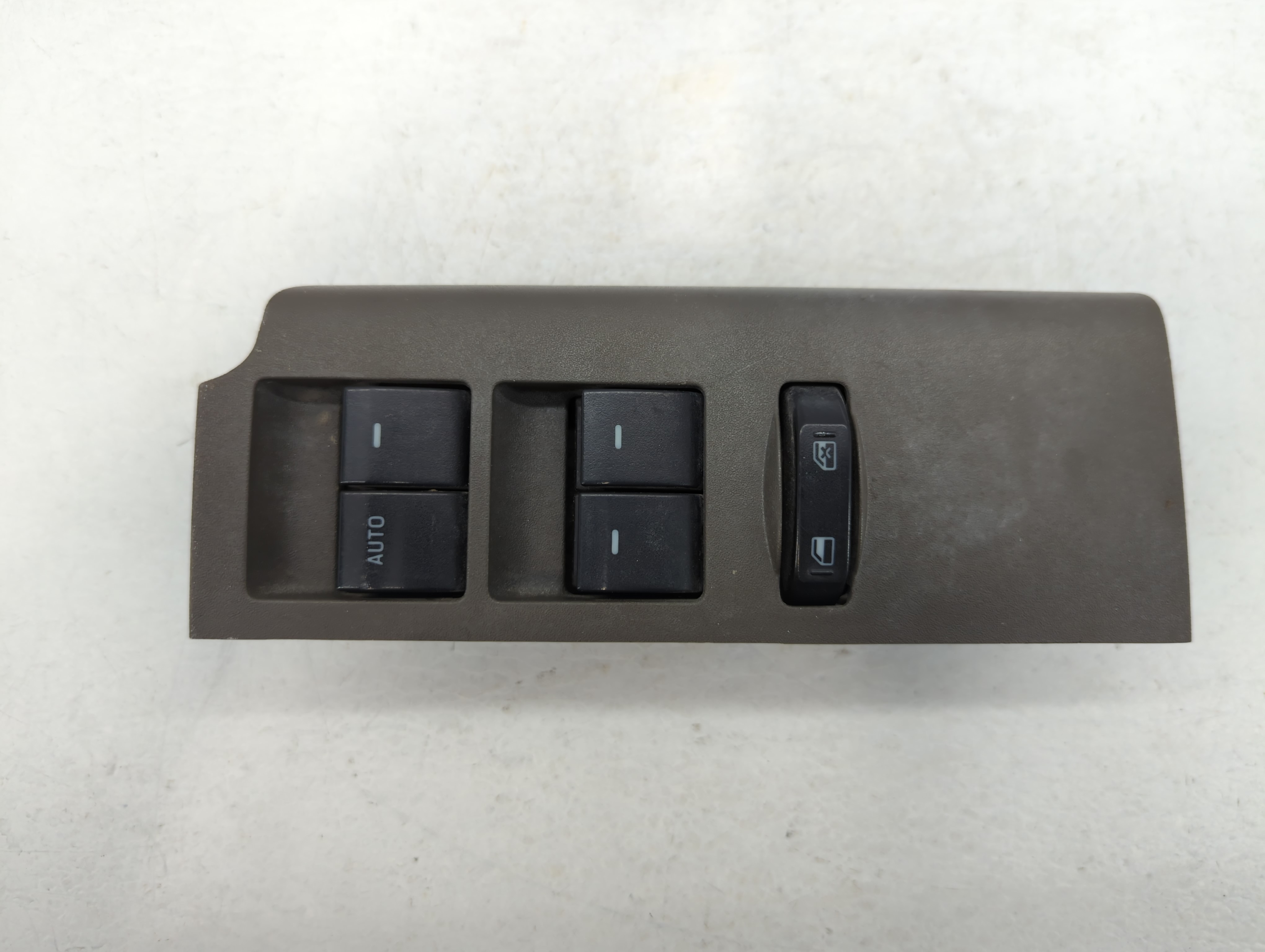 2008-2011 Ford Focus Driver Left Door Master Power Window Switch 782782 - Oemusedautoparts1.com
