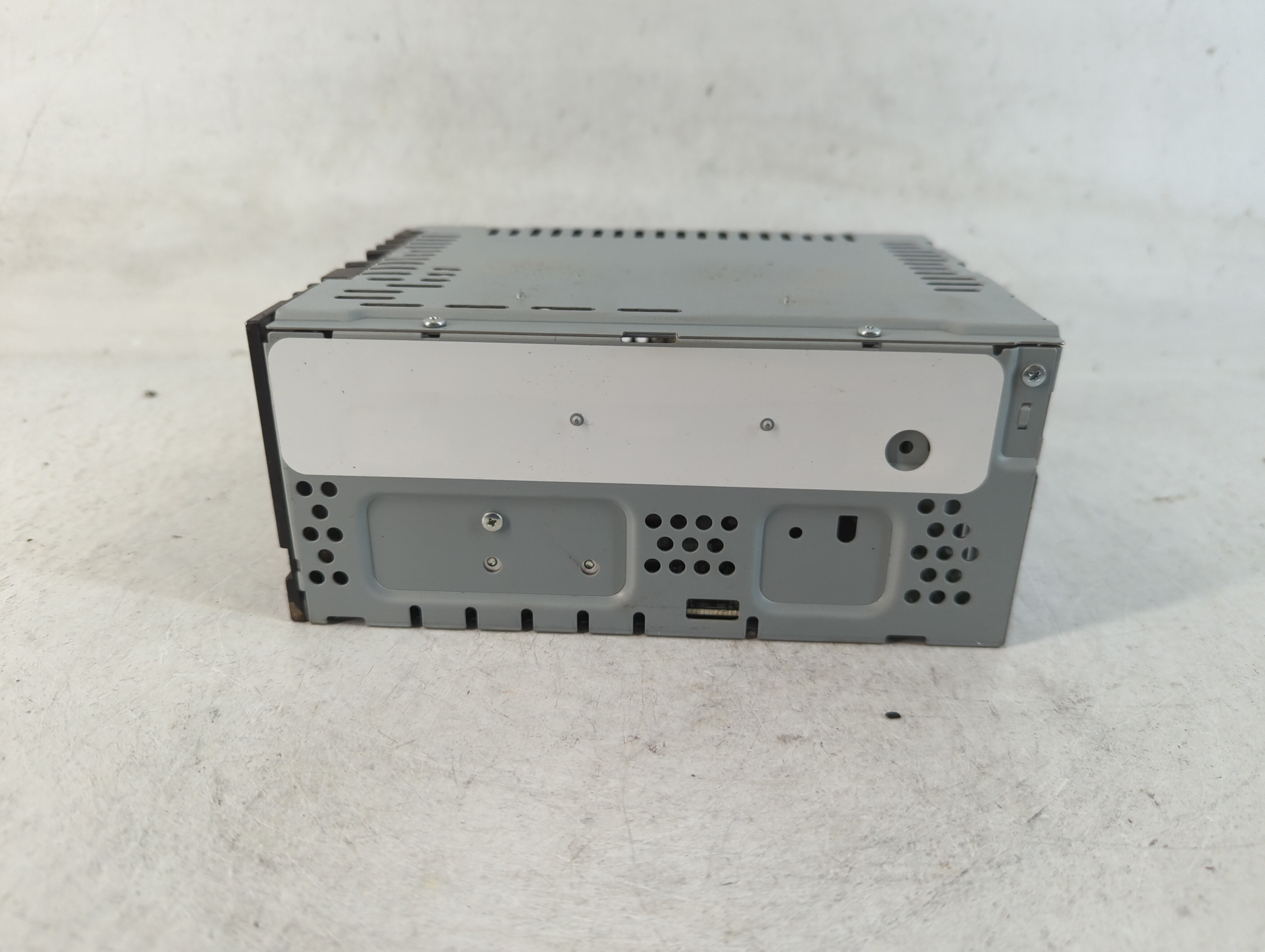 2019-2019 Ford Escape Am Fm Cd Player Radio Receiver 782797 - Oemusedautoparts1.com