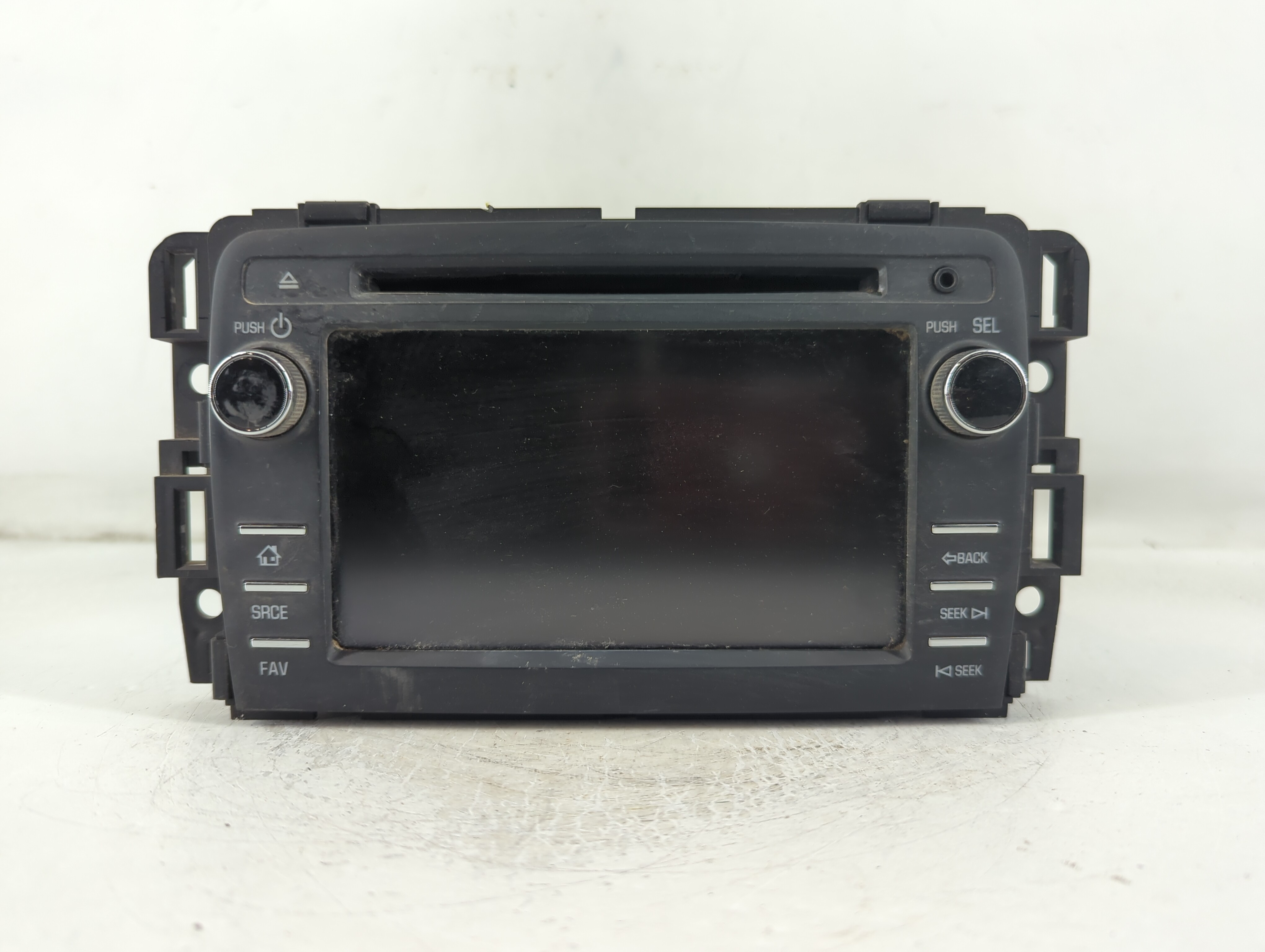 2015-2017 Chevrolet Traverse Am Fm Cd Player Radio Receiver 782799 - Oemusedautoparts1.com