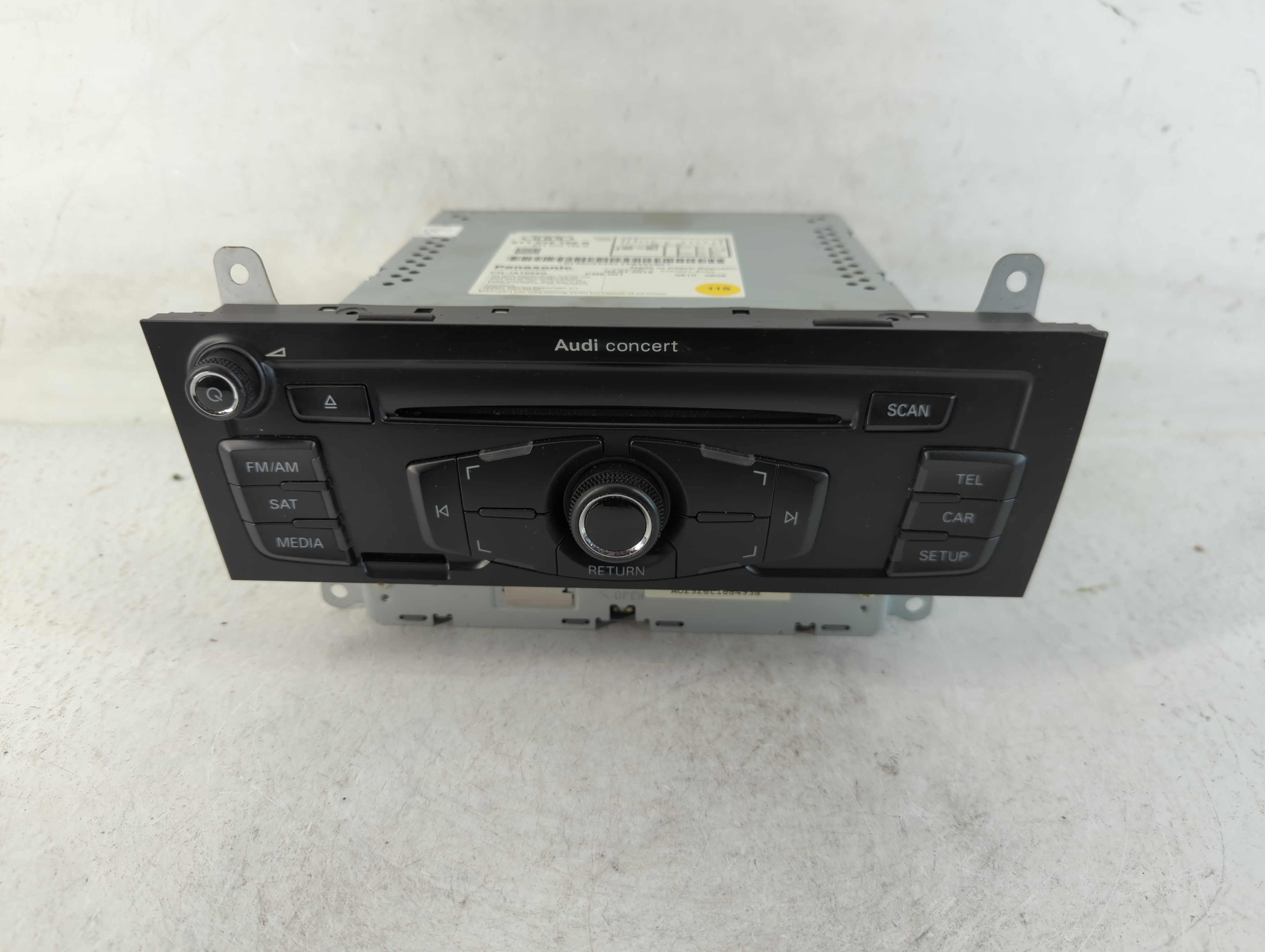 2010-2012 Audi A4 Am Fm Cd Player Radio Receiver 782915 - Oemusedautoparts1.com