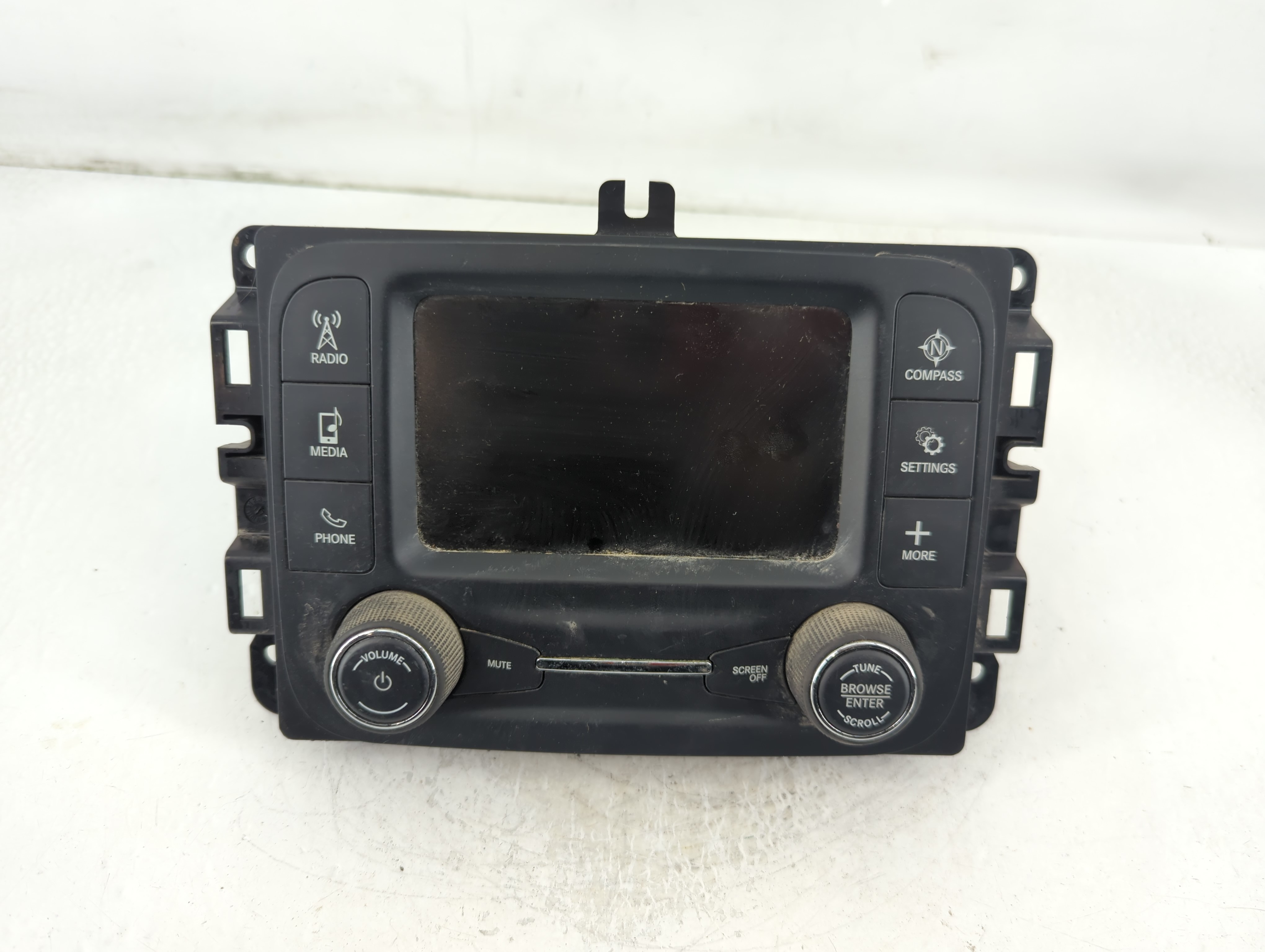 2018 Jeep Compass Am Fm Cd Player Radio Receiver 782924 - Oemusedautoparts1.com