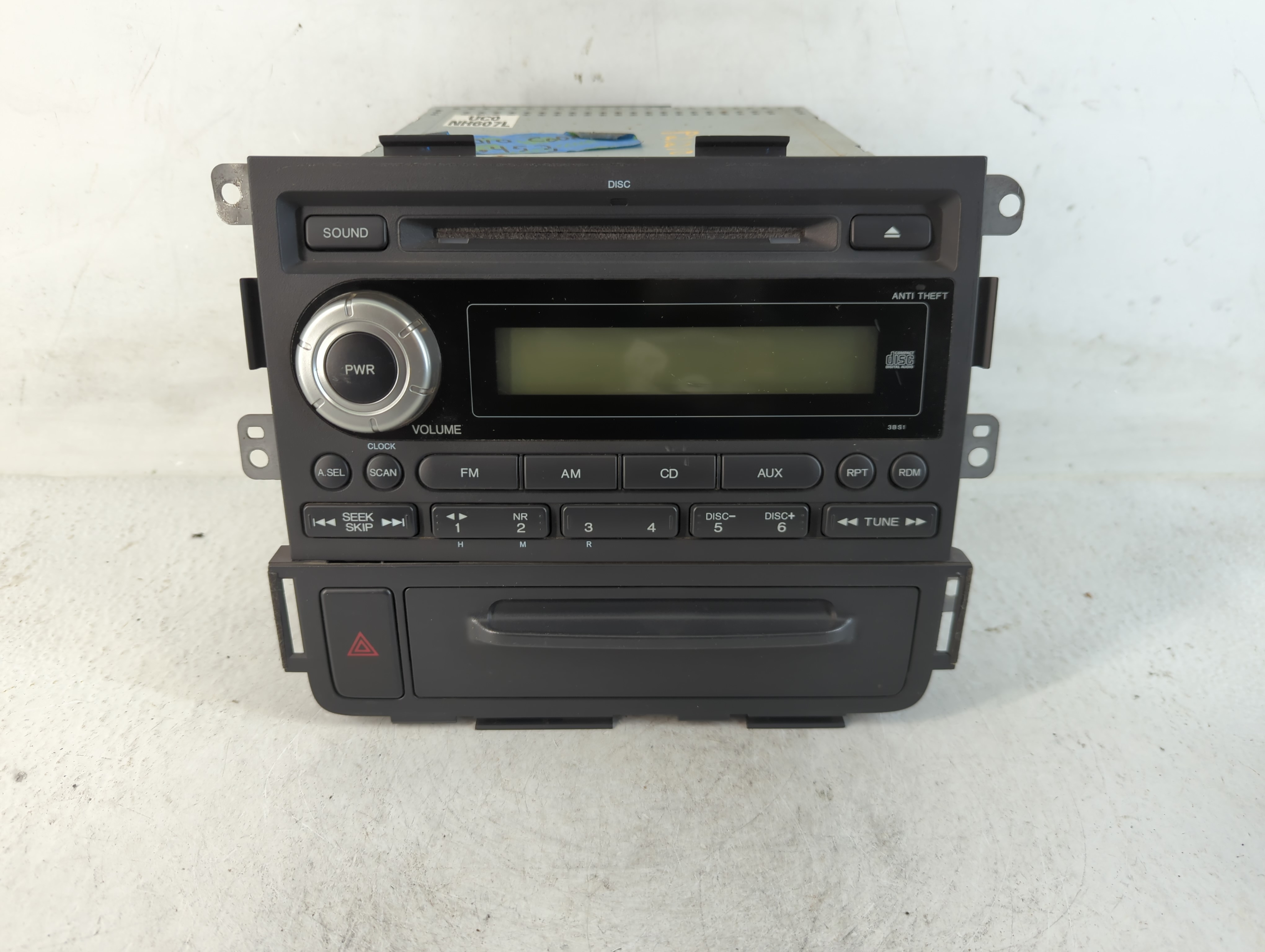 2006-2008 Honda Ridgeline Am Fm Cd Player Radio Receiver 782939 - Oemusedautoparts1.com