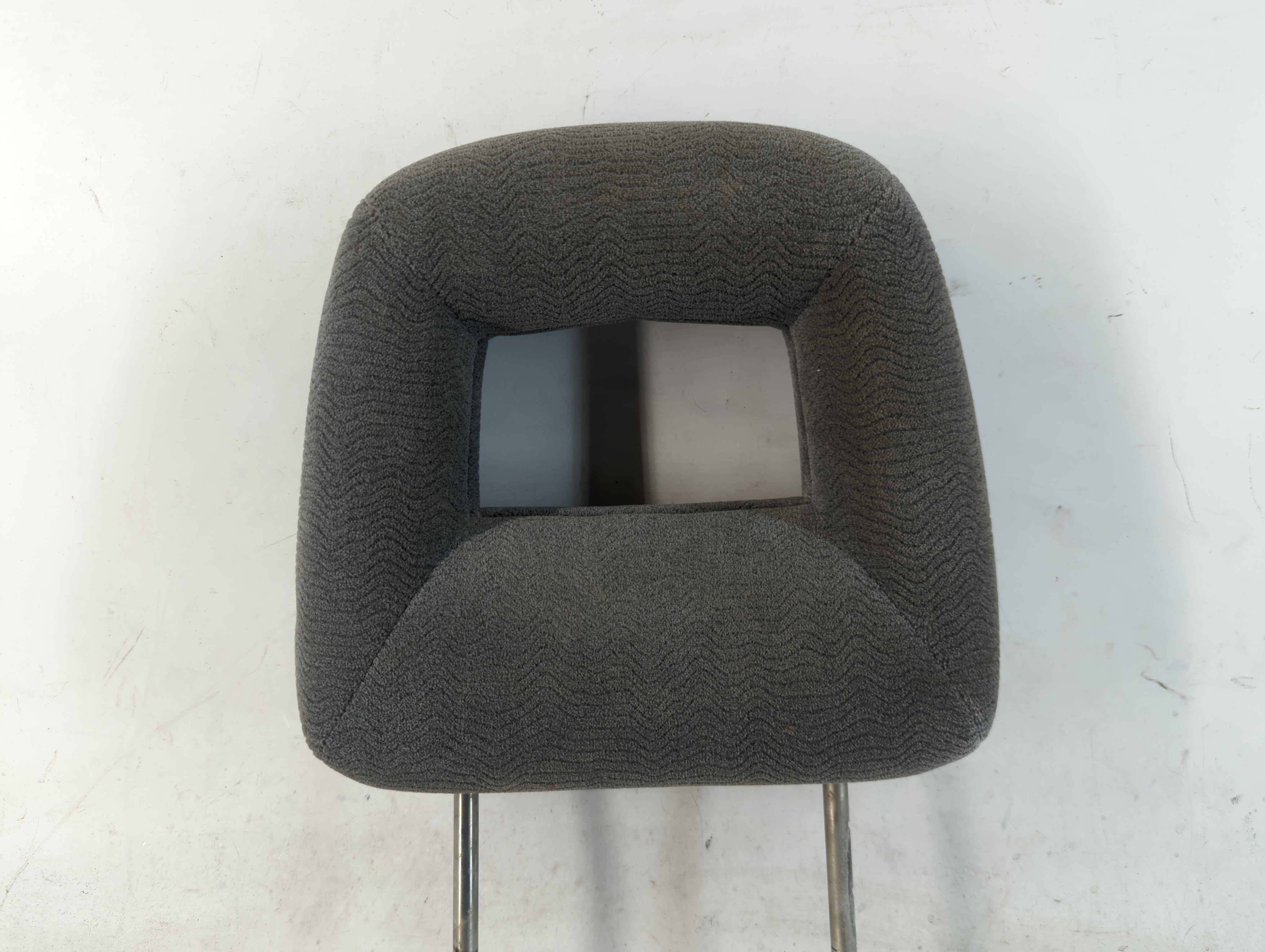 2002 Suzuki Xl-7 Headrest Head Rest Front Driver Passenger Seat Dark Grey 783025 - Oemusedautoparts1.com