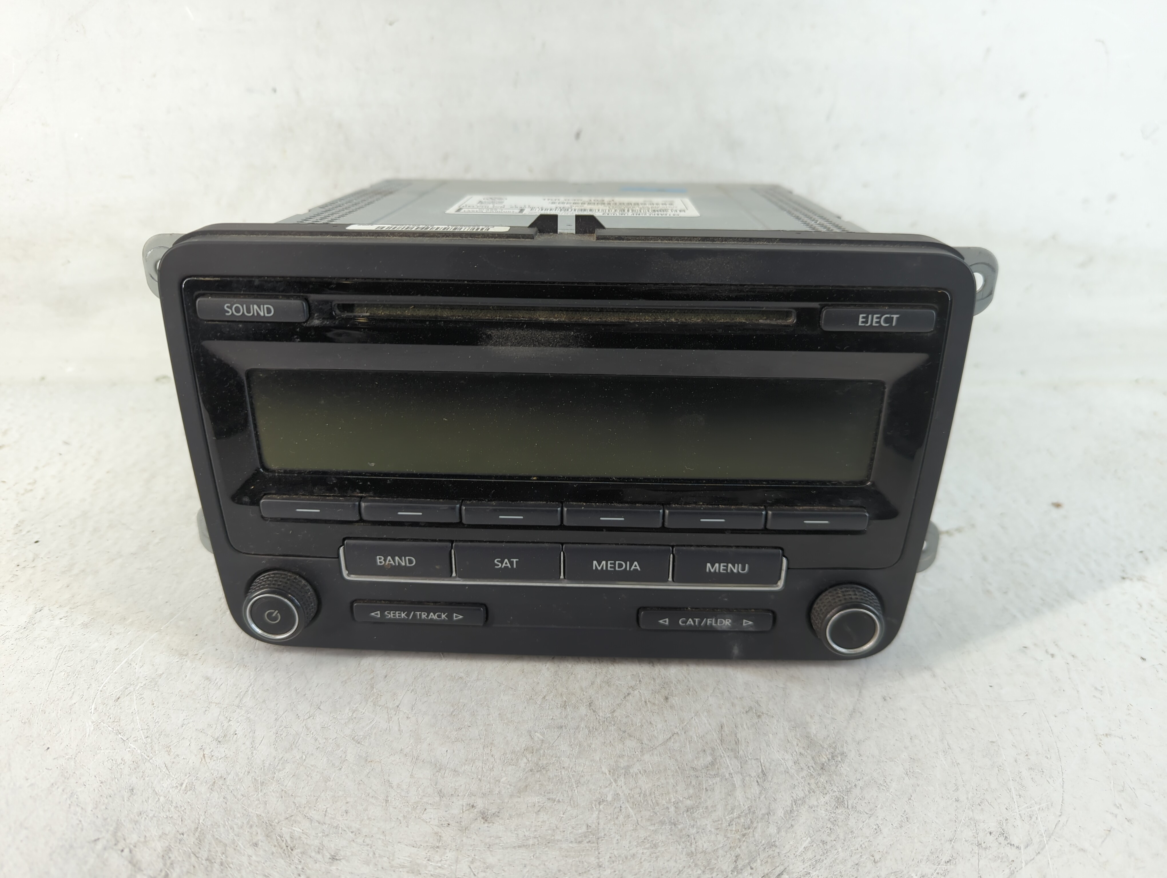 Picture of 2015-2017 Volkswagen Jetta Am Fm Cd Player Radio Receiver 783059