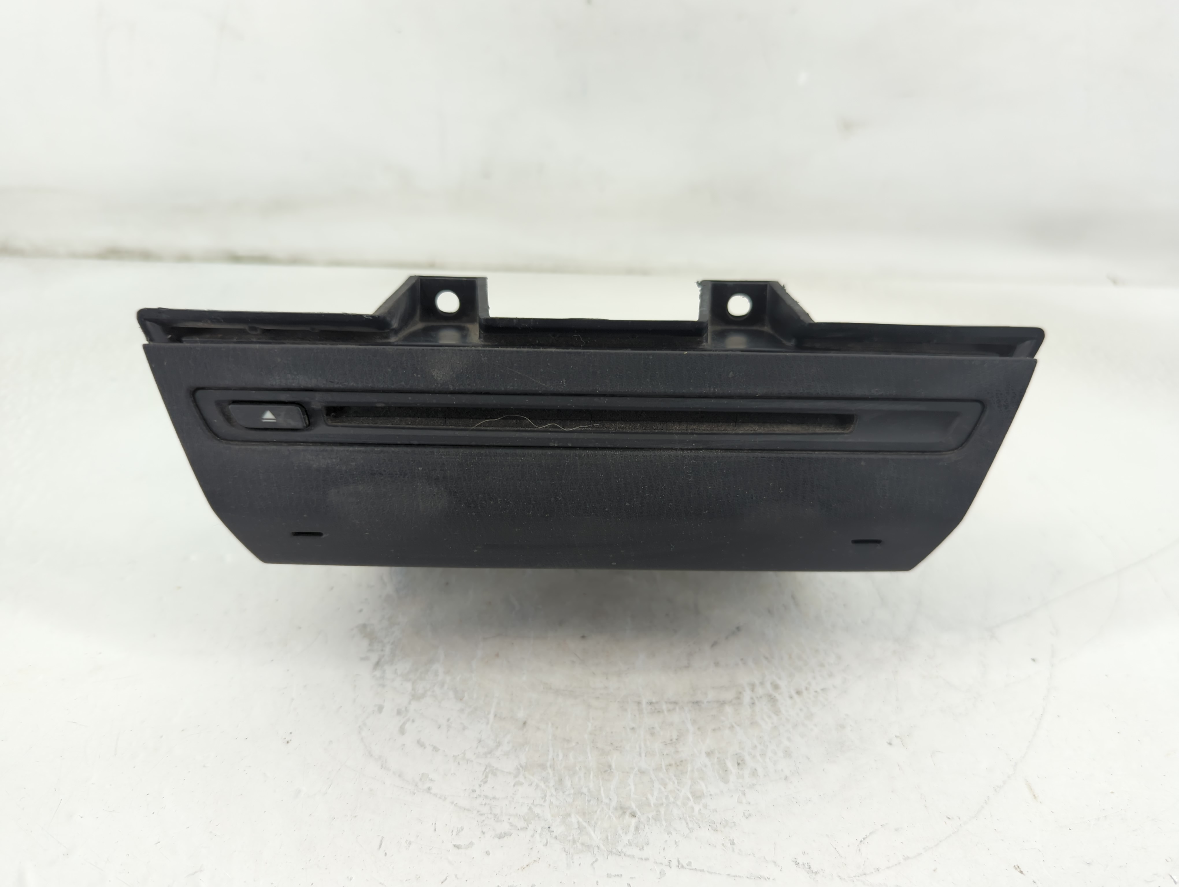 Picture of 2014-2018 Mazda 3 Am Fm Cd Player Radio Receiver 783128