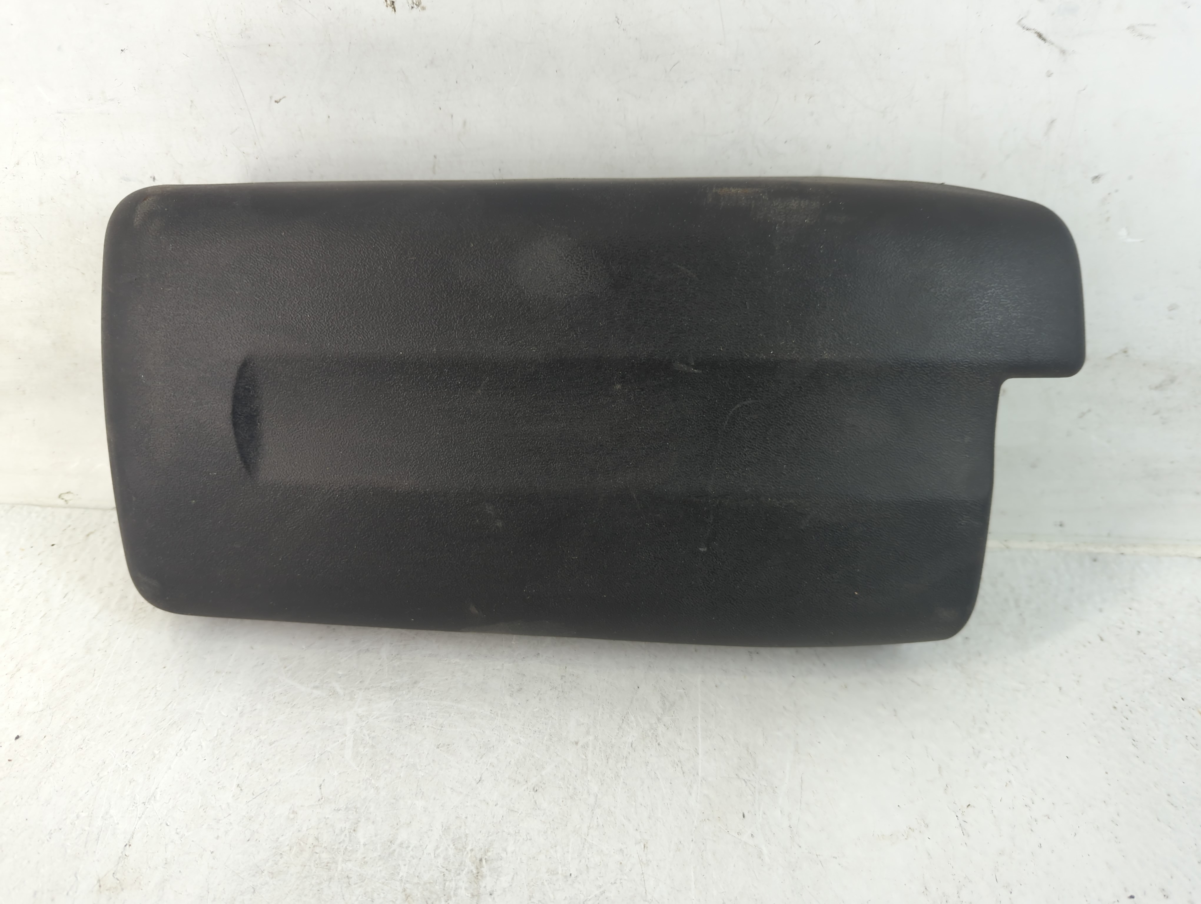 2008-2012 Mitsubishi Galant Center Console Armrest Cover Lid Black 783301 - Oemusedautoparts1.com