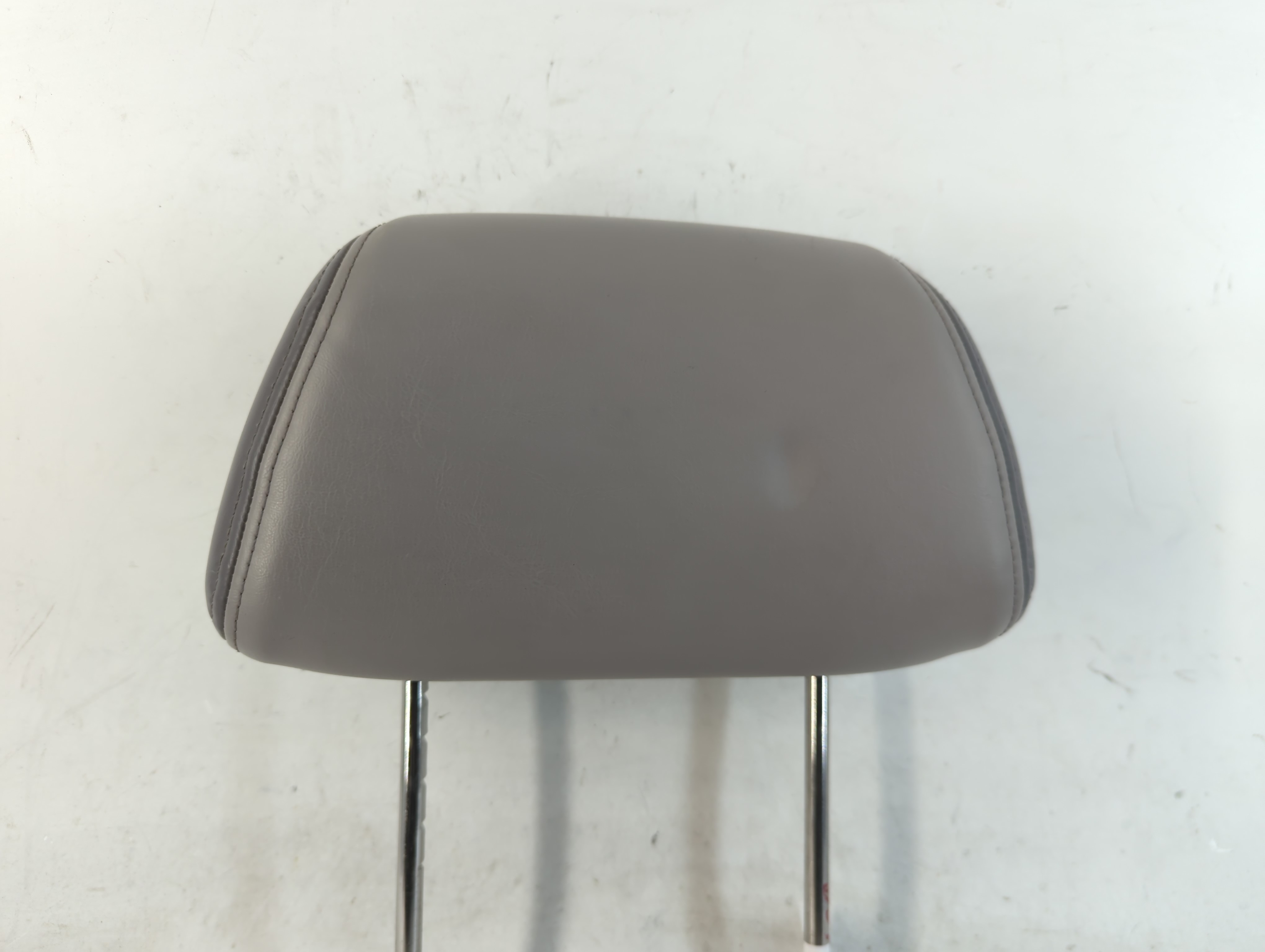 Picture of 1996 Chrysler Town & Country Headrest Head Rest Front Driver Passenger Seat 783313