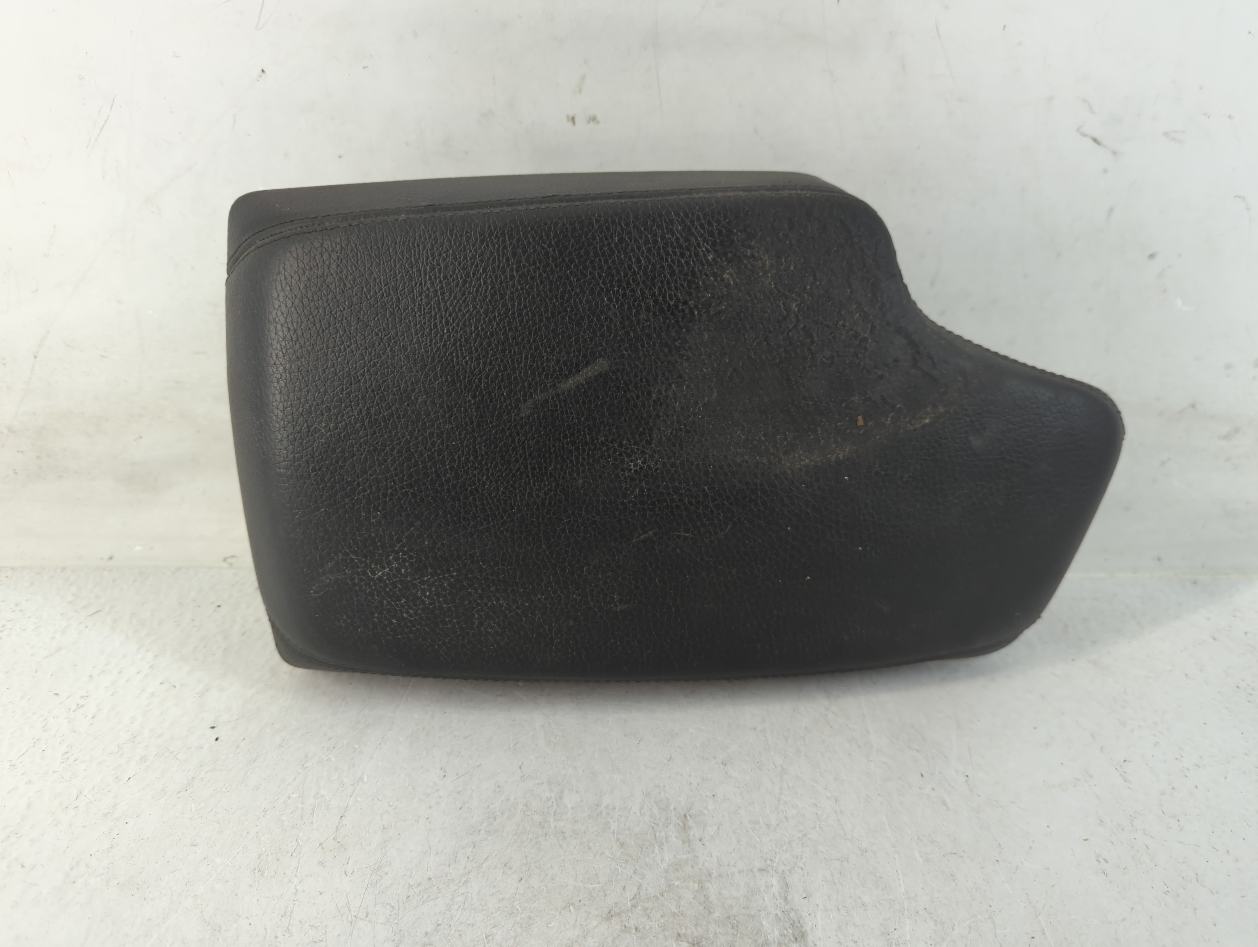 2012-2016 Bmw 328i Center Console Armrest Cover Lid Black 783321 - Oemusedautoparts1.com