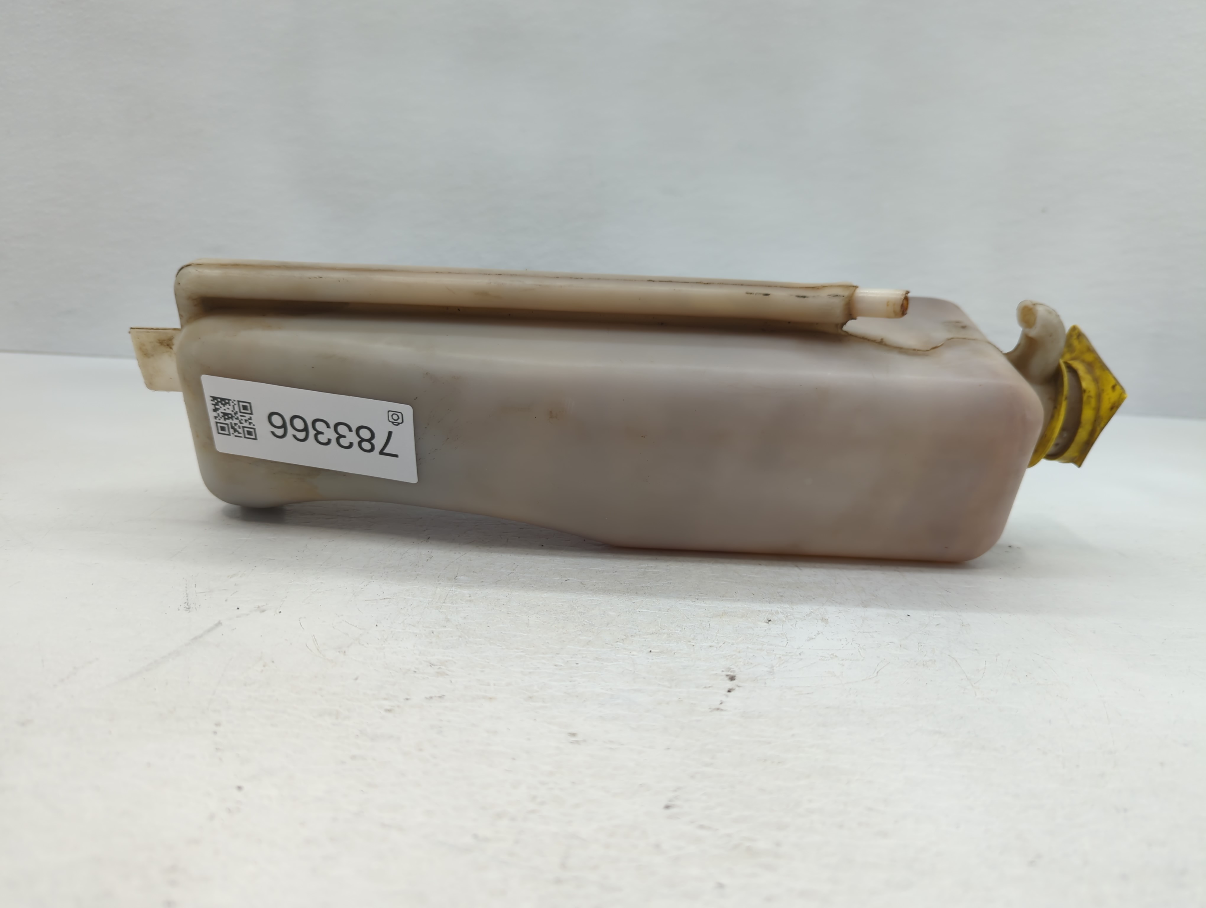 Picture of 1997 Dodge Ram 1500 Windshield Washer Fluid Reservoir Bottle Oem 783366
