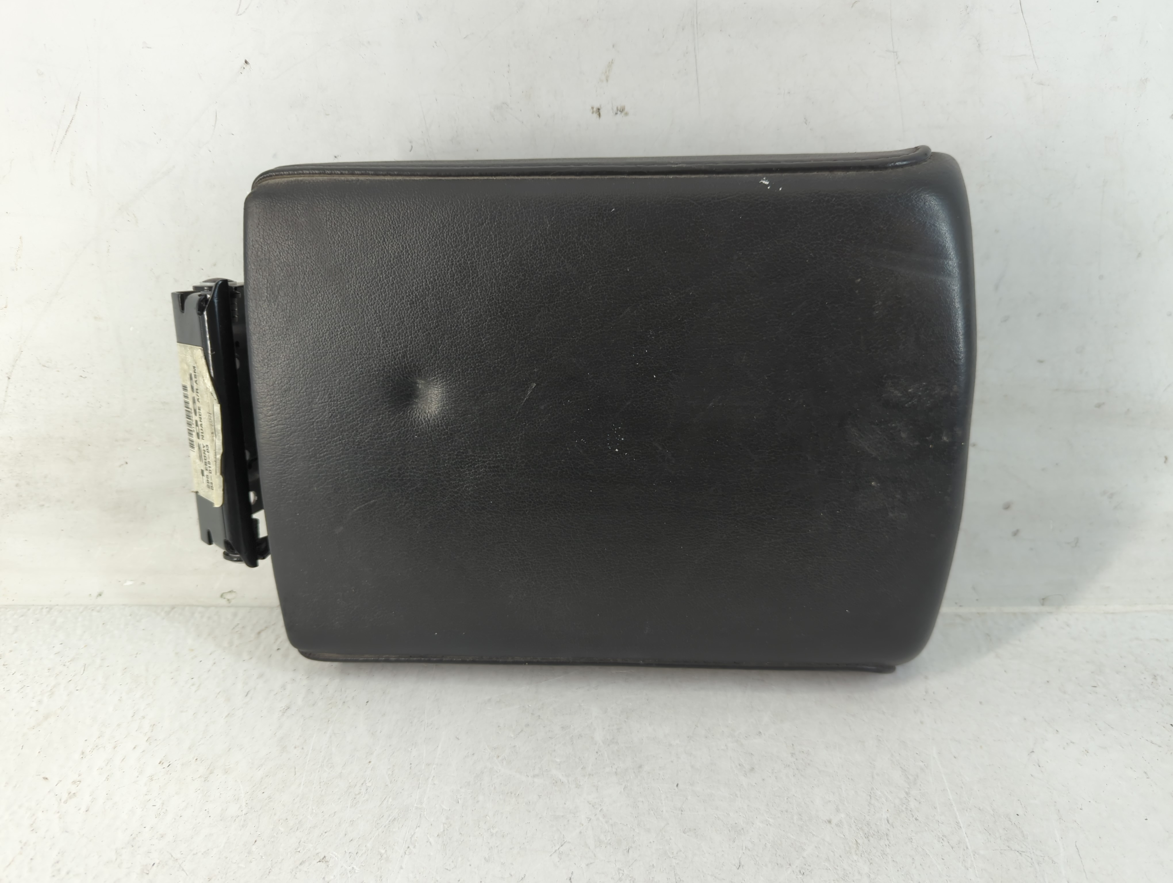 2008-2009 Cadillac Sts Center Console Armrest Cover Lid Black 783429 - Oemusedautoparts1.com