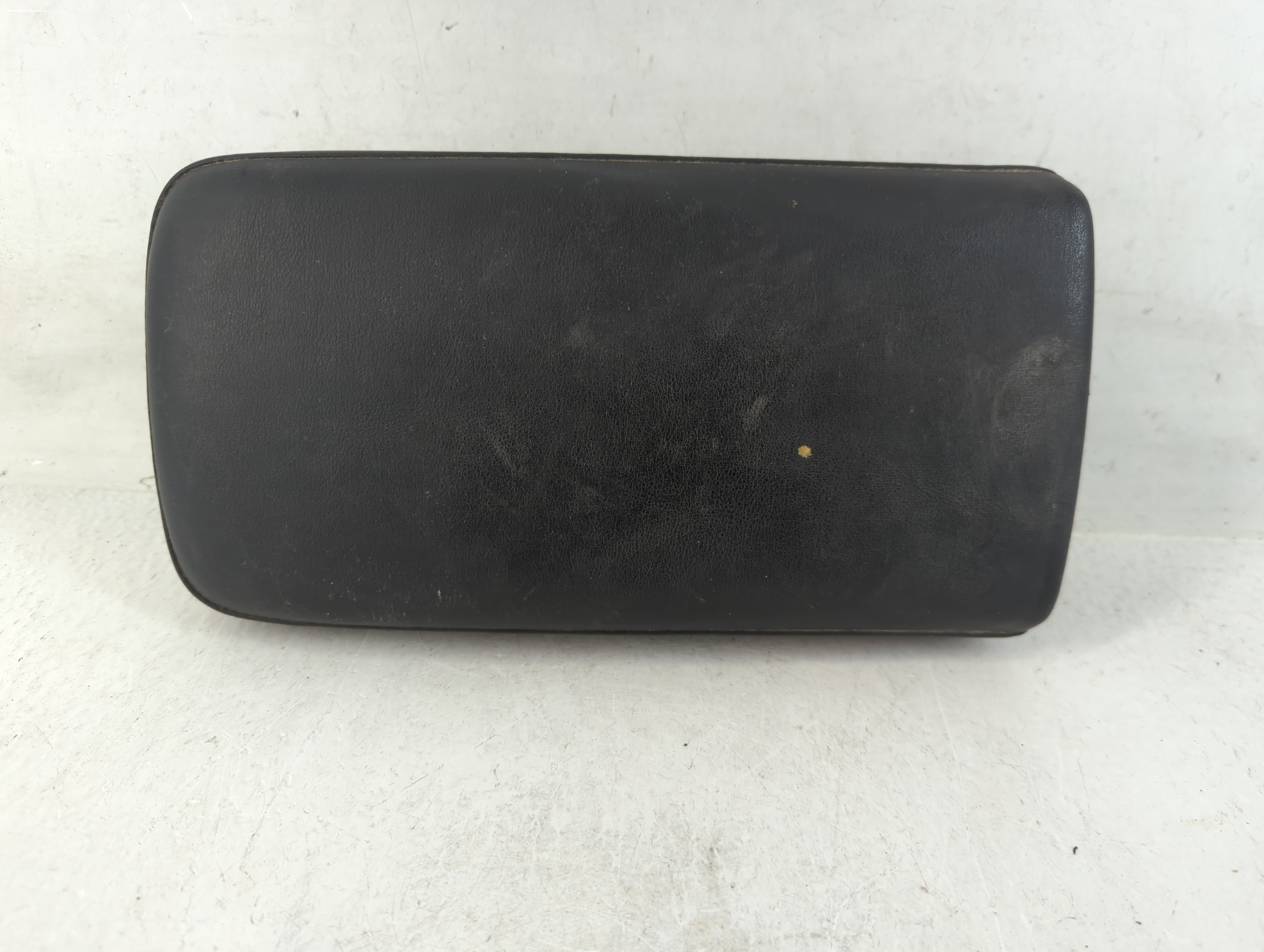 2015 Lexus Ct200h Center Console Armrest Cover Lid Black 783431 - Oemusedautoparts1.com
