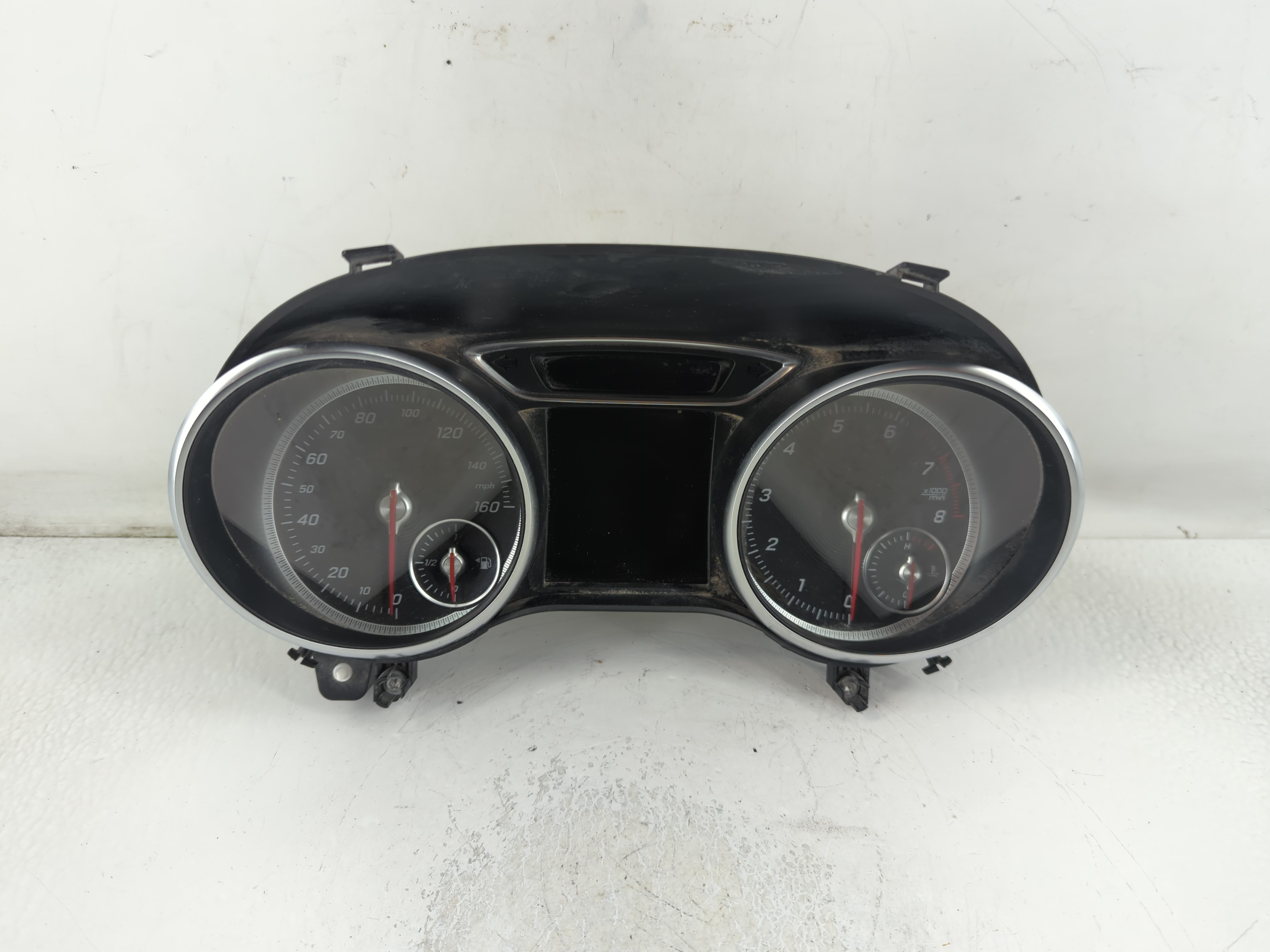 Mercedes-benz Gla200 Speedometer Instrument Cluster Gauges 783458 - Oemusedautoparts1.com