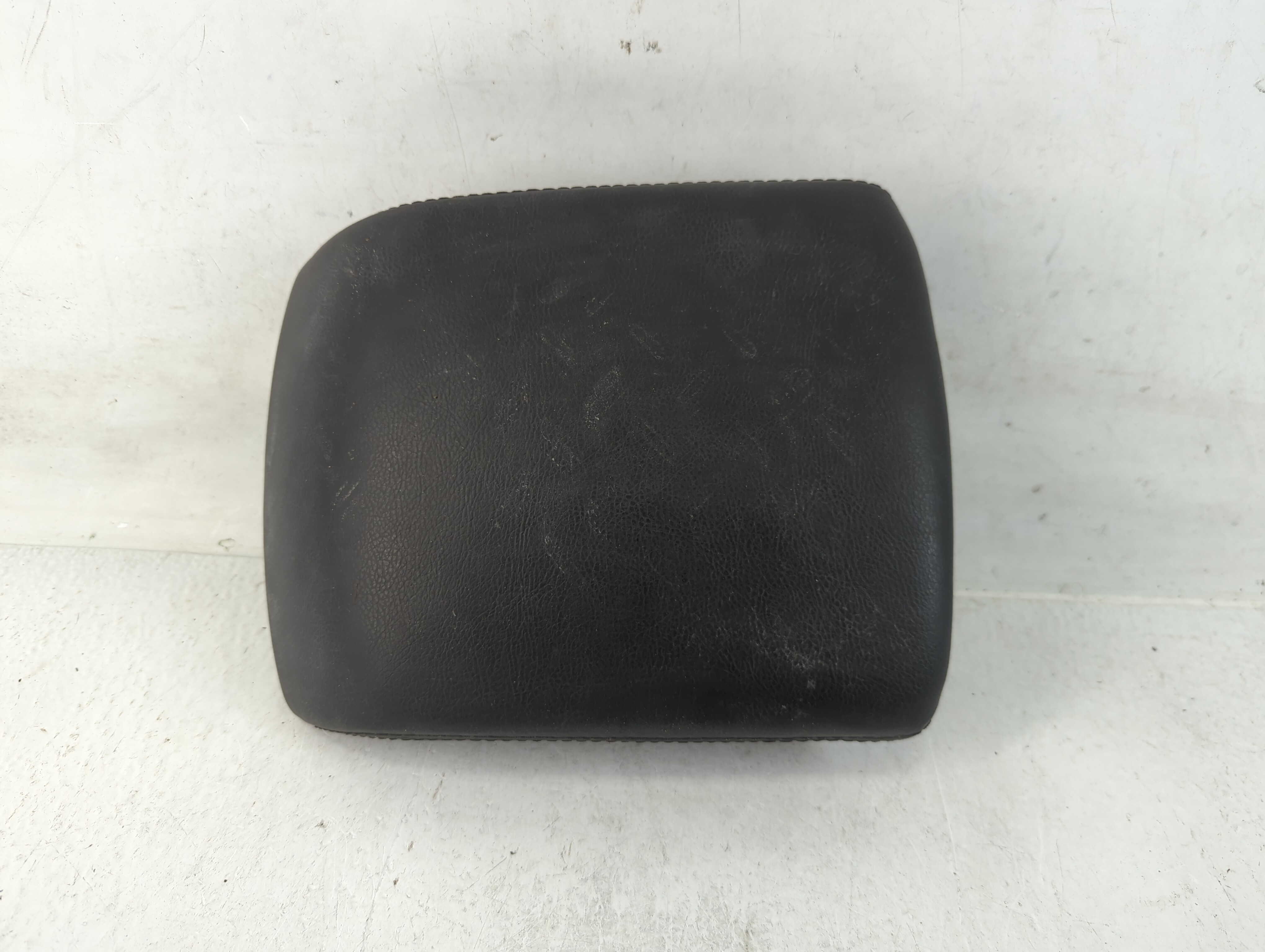 Picture of 2017-2018 Mazda 3 Center Console Armrest Cover Lid Black 783469