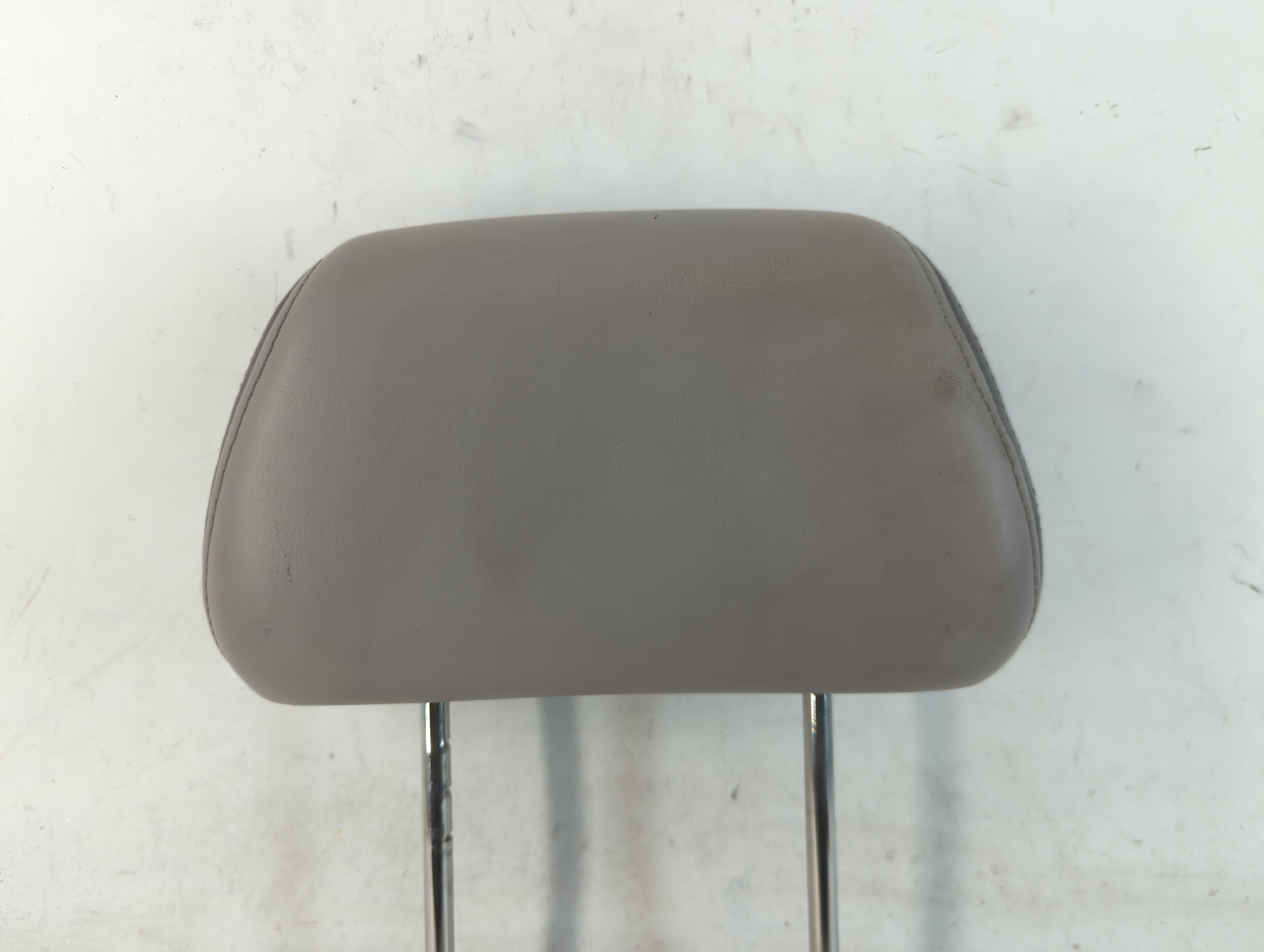 Picture of 1996 Chrysler Town & Country Headrest Head Rest Front Driver Passenger Seat 783534