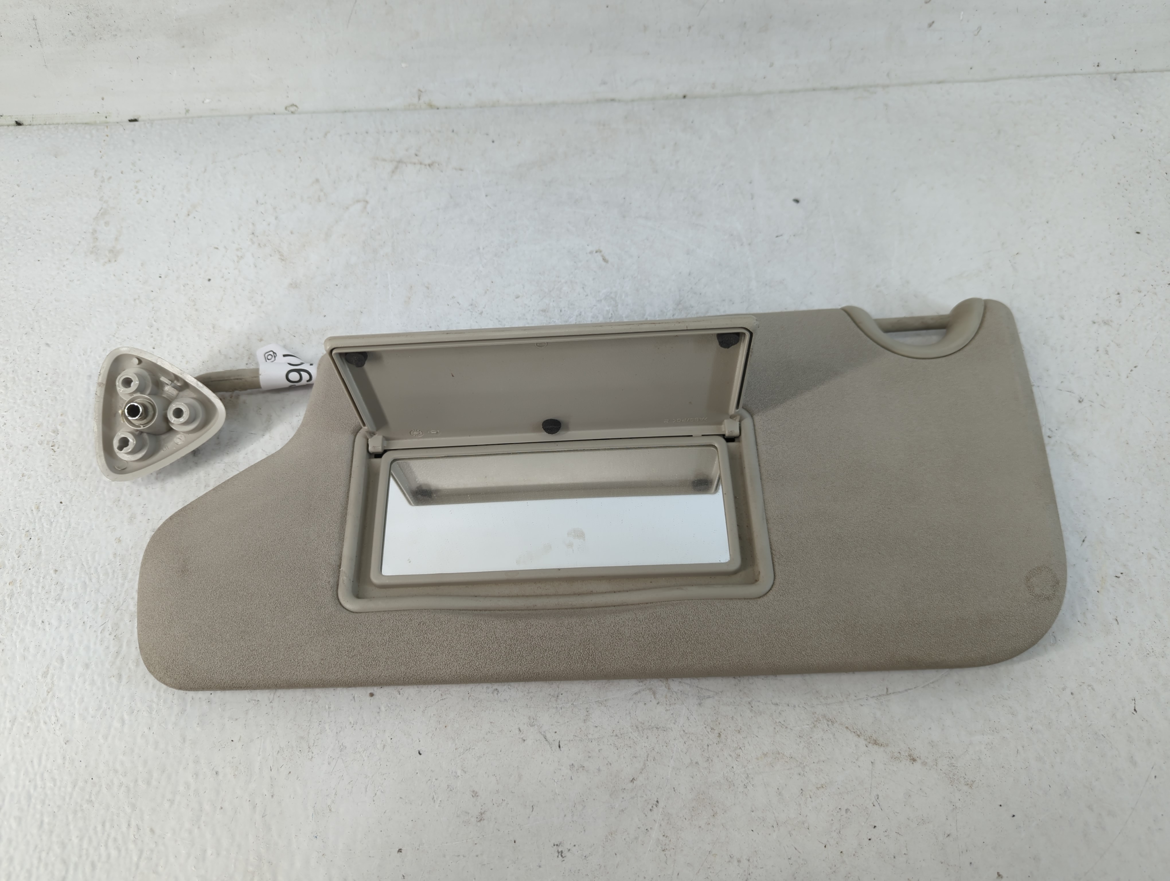 2011-2020 Dodge Journey Passenger Sun Visor Mirror Right Sunvisor Grey 783563 - Oemusedautoparts1.com