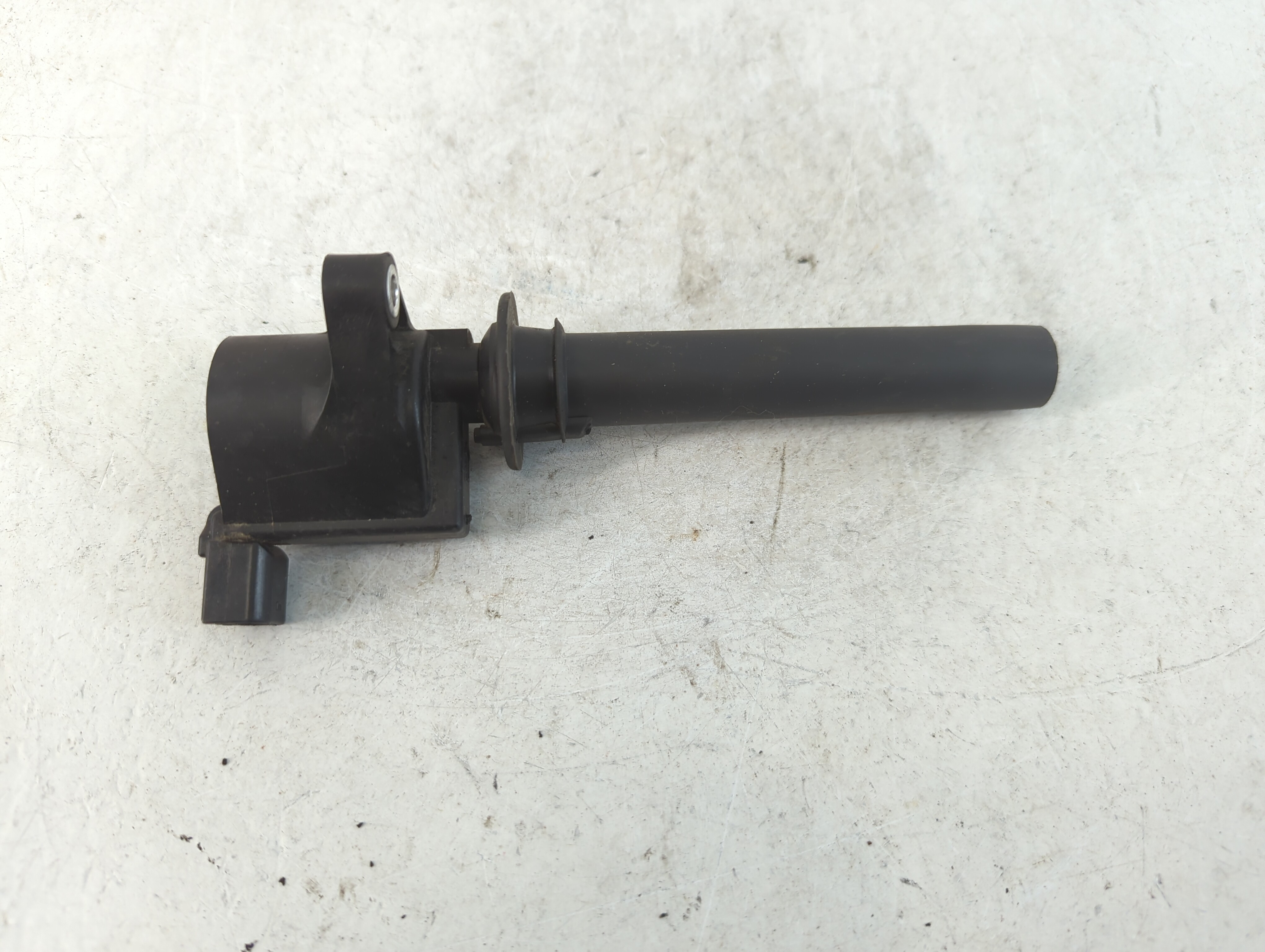 Picture of 2002-2006 Mazda Mpv Ignition Coil Igniter Pack 783568