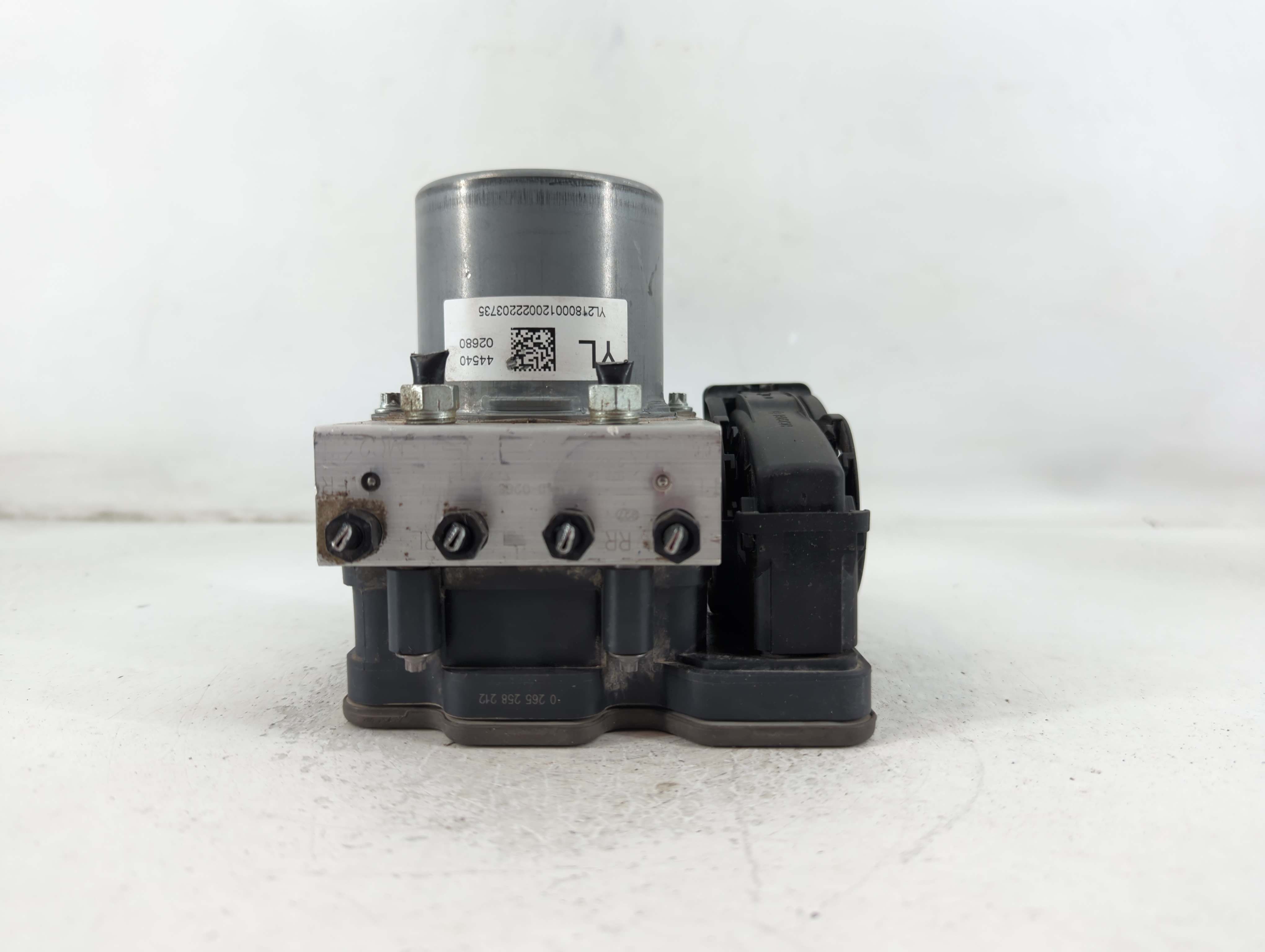 2020-2022 Toyota Corolla Abs Pump Control Module 783707 - Oemusedautoparts1.com