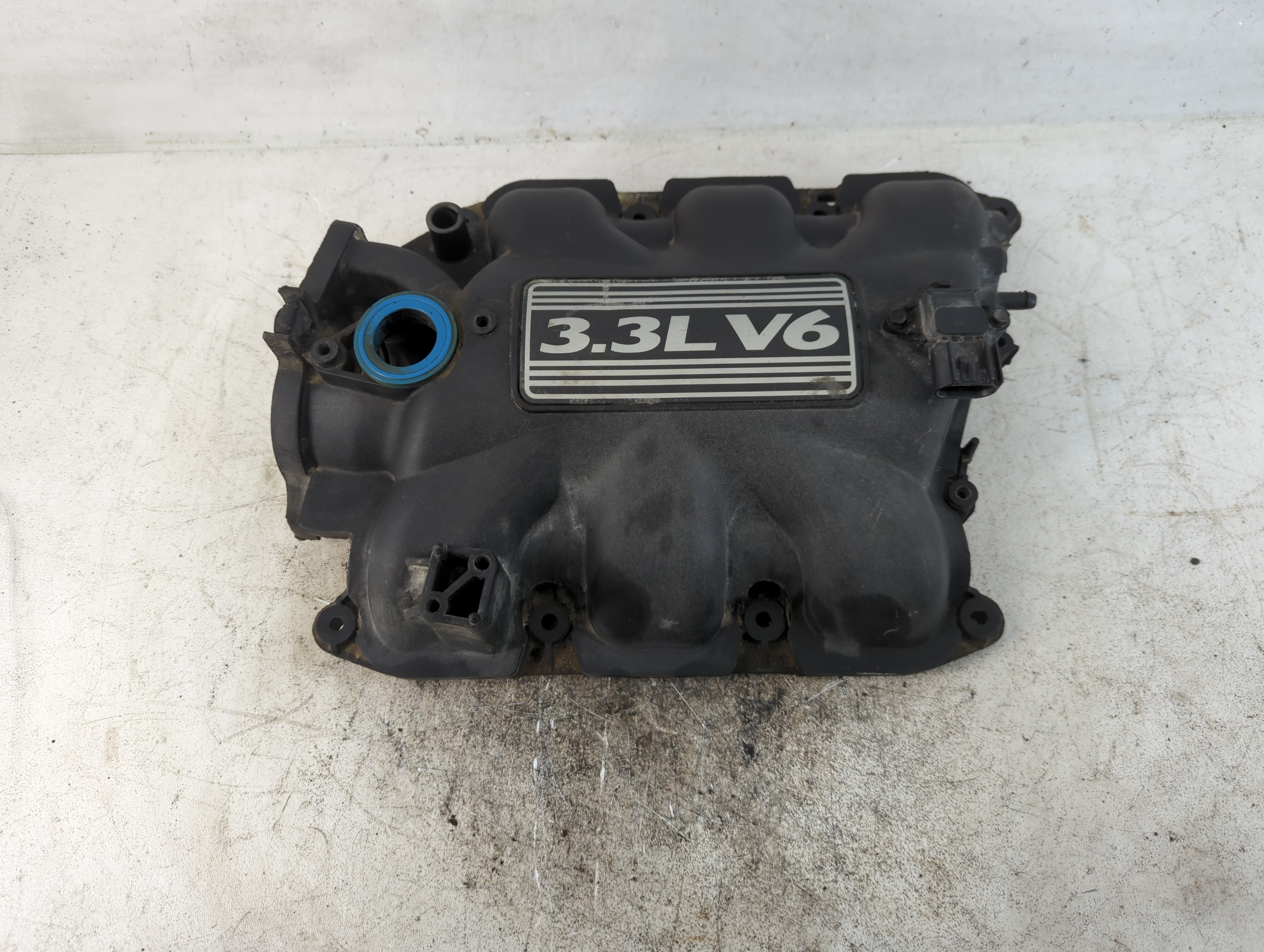 Picture of 2006 Dodge Caravan Passenger Right Cylinder Head Valve Cover 783712