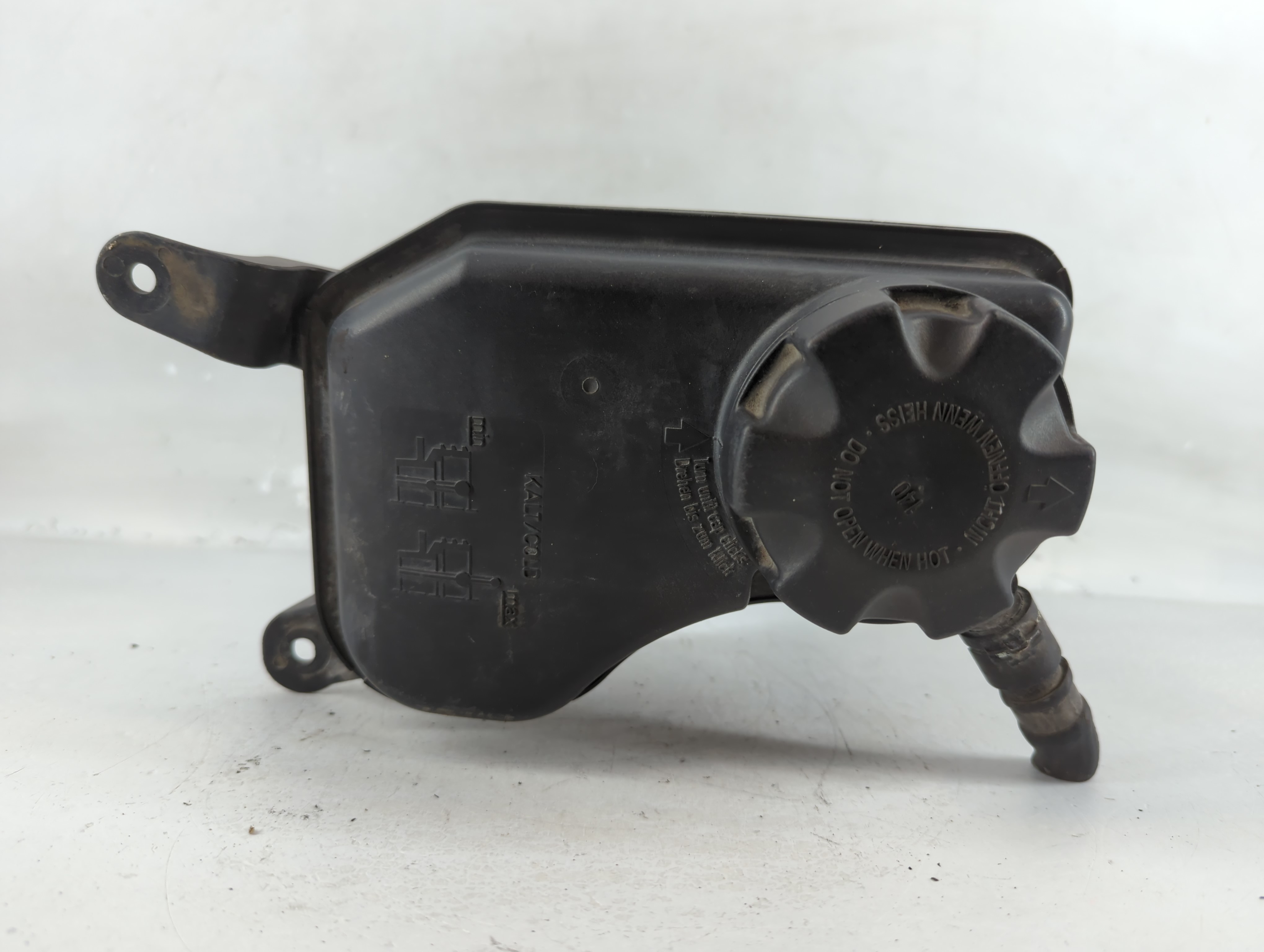2006 Bmw 325i Fuel Vapor Charcoal Canister 783882 - Oemusedautoparts1.com