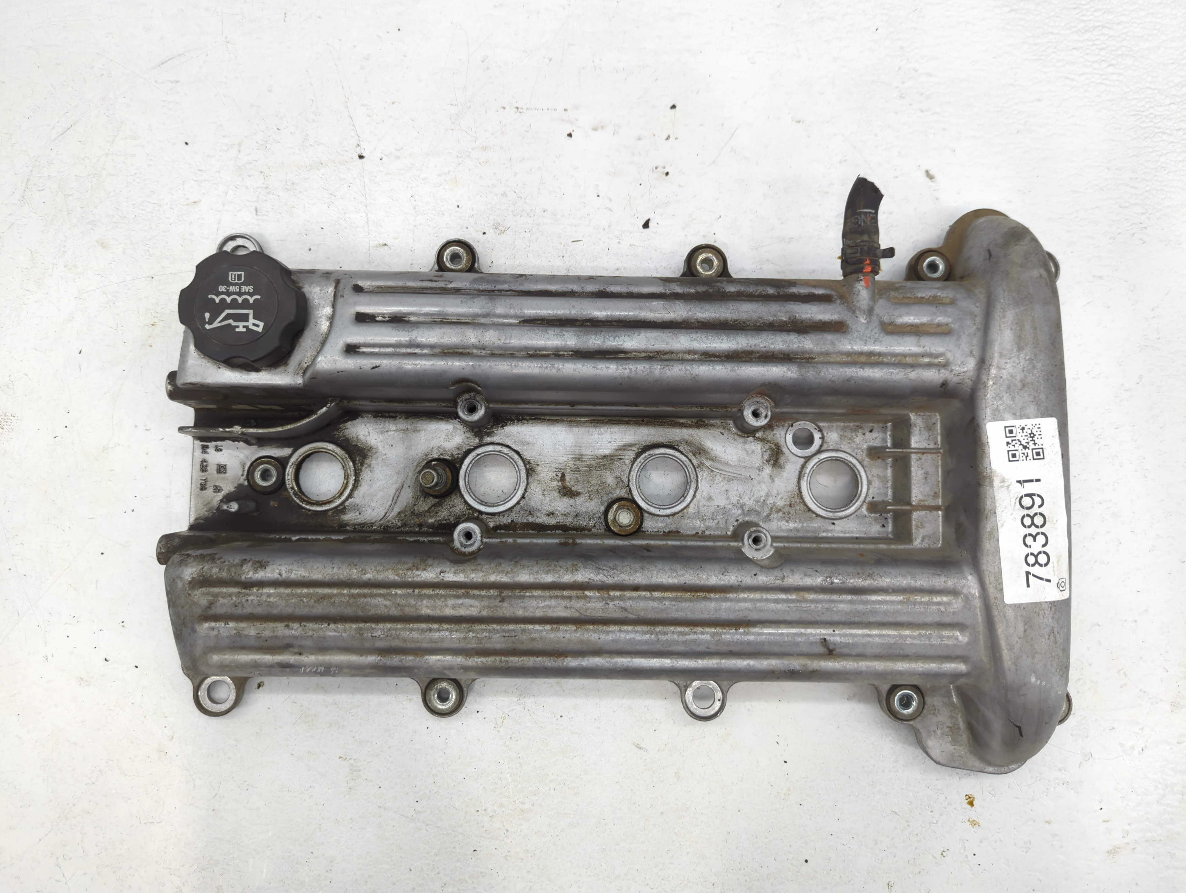 2004 Saturn Ion Driver Left Cylinder Head Valve Cover 783891 - Oemusedautoparts1.com