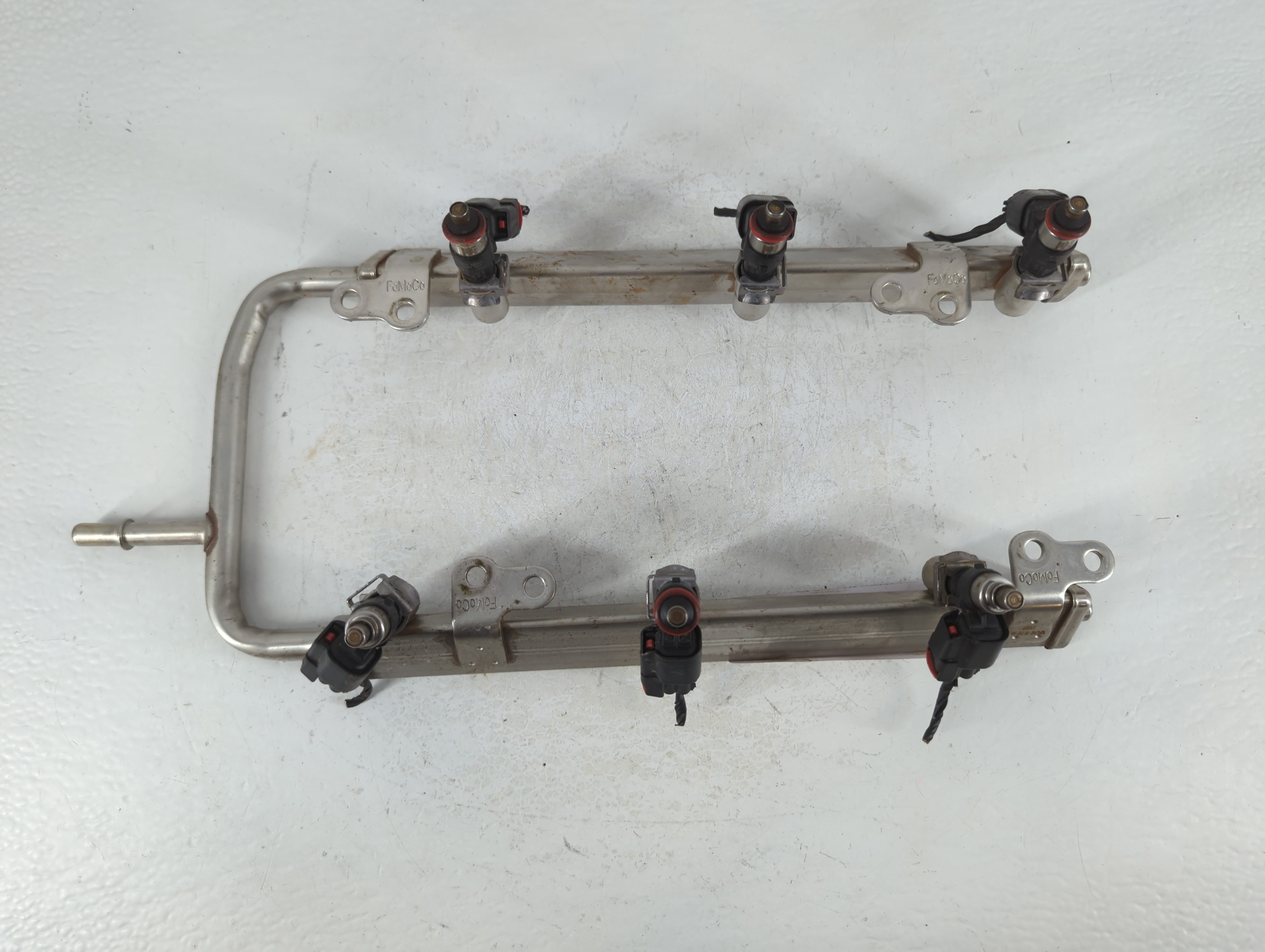 Picture of 2016 Ford Explorer Fuel Injectors 783976