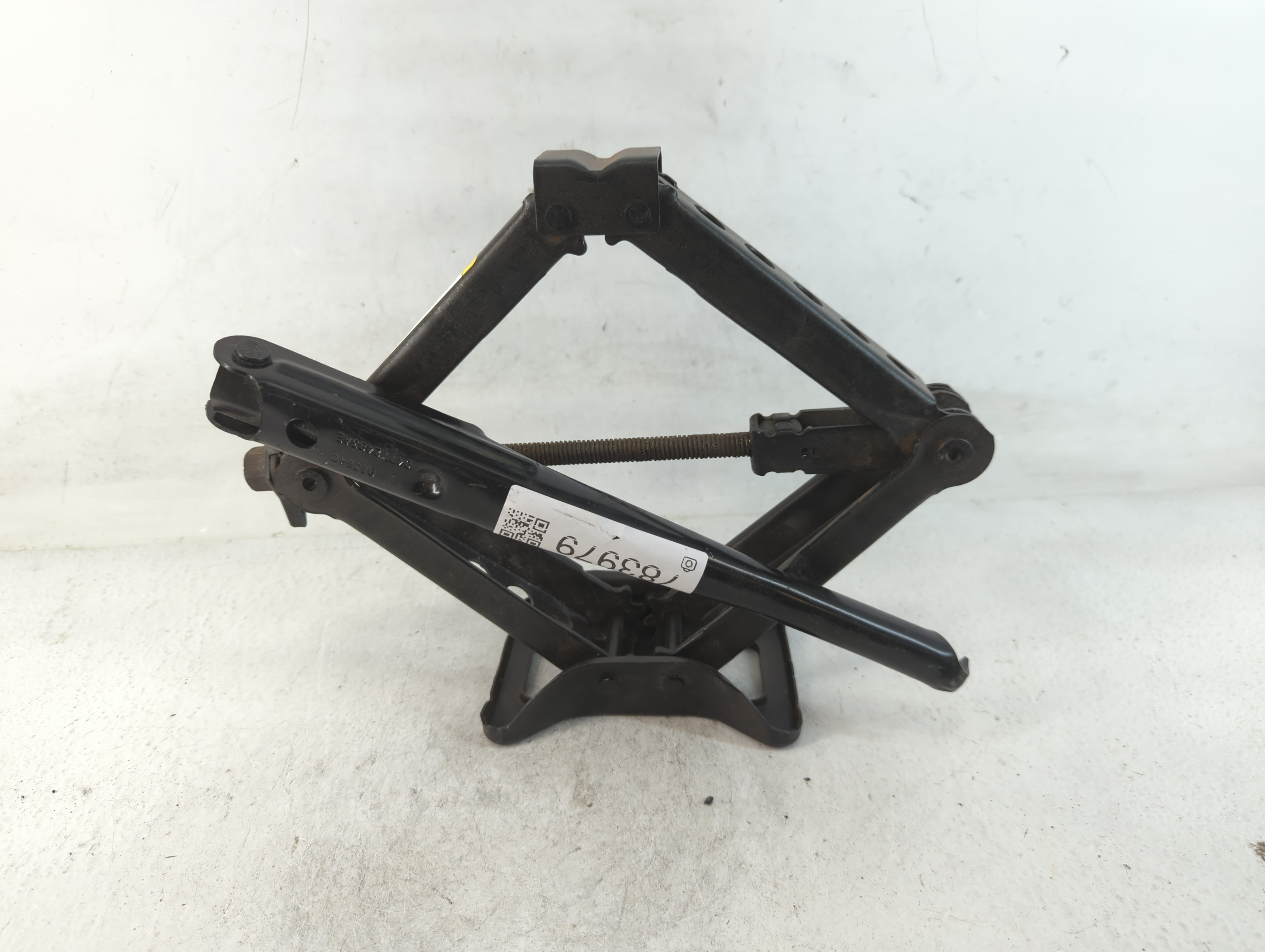 Picture of 2013 Chrysler 200 Spare Scissor Car Jack 783979