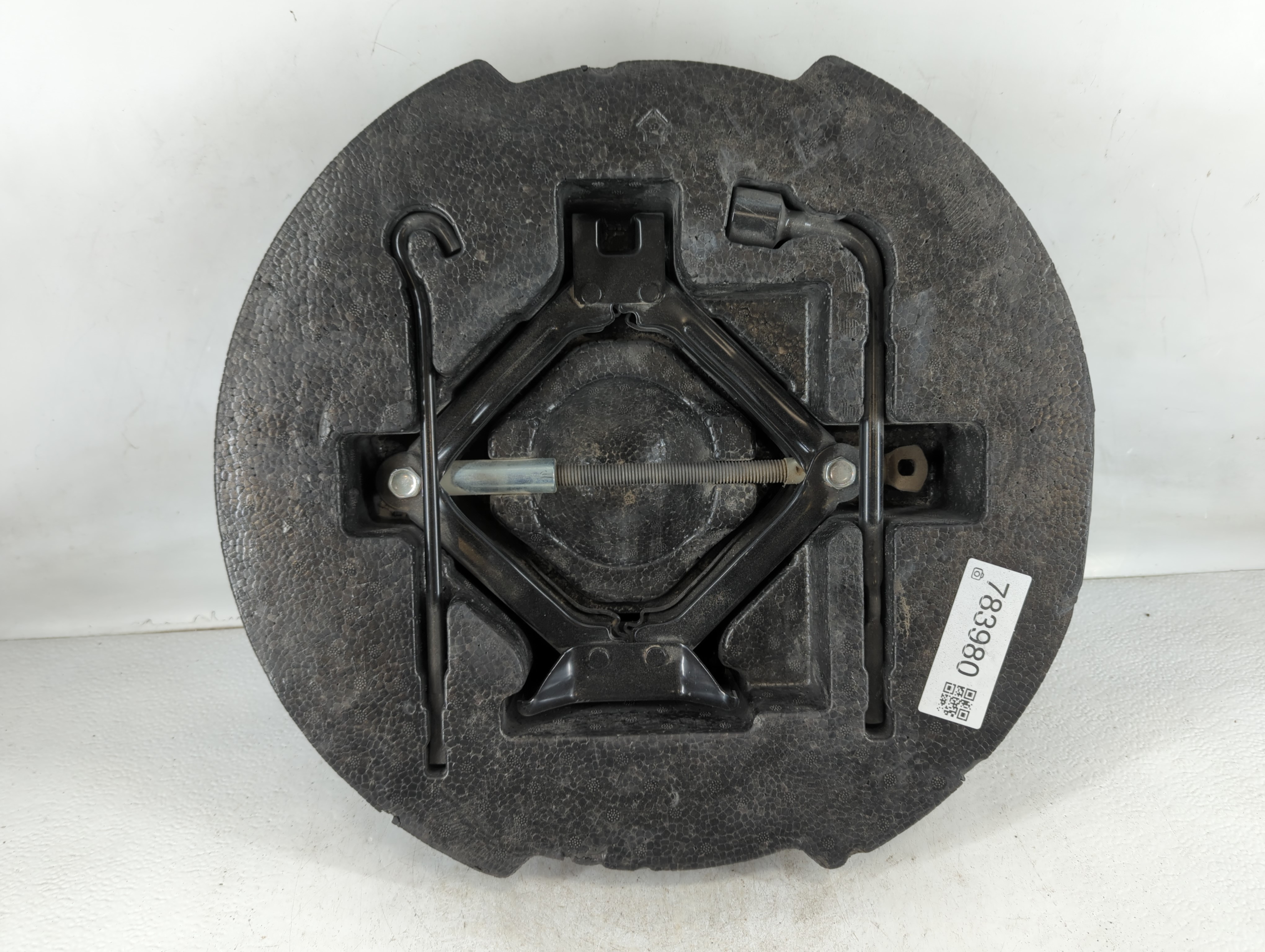 2013 Hyundai Sonata Spare Scissor Car Jack 783980 - Oemusedautoparts1.com