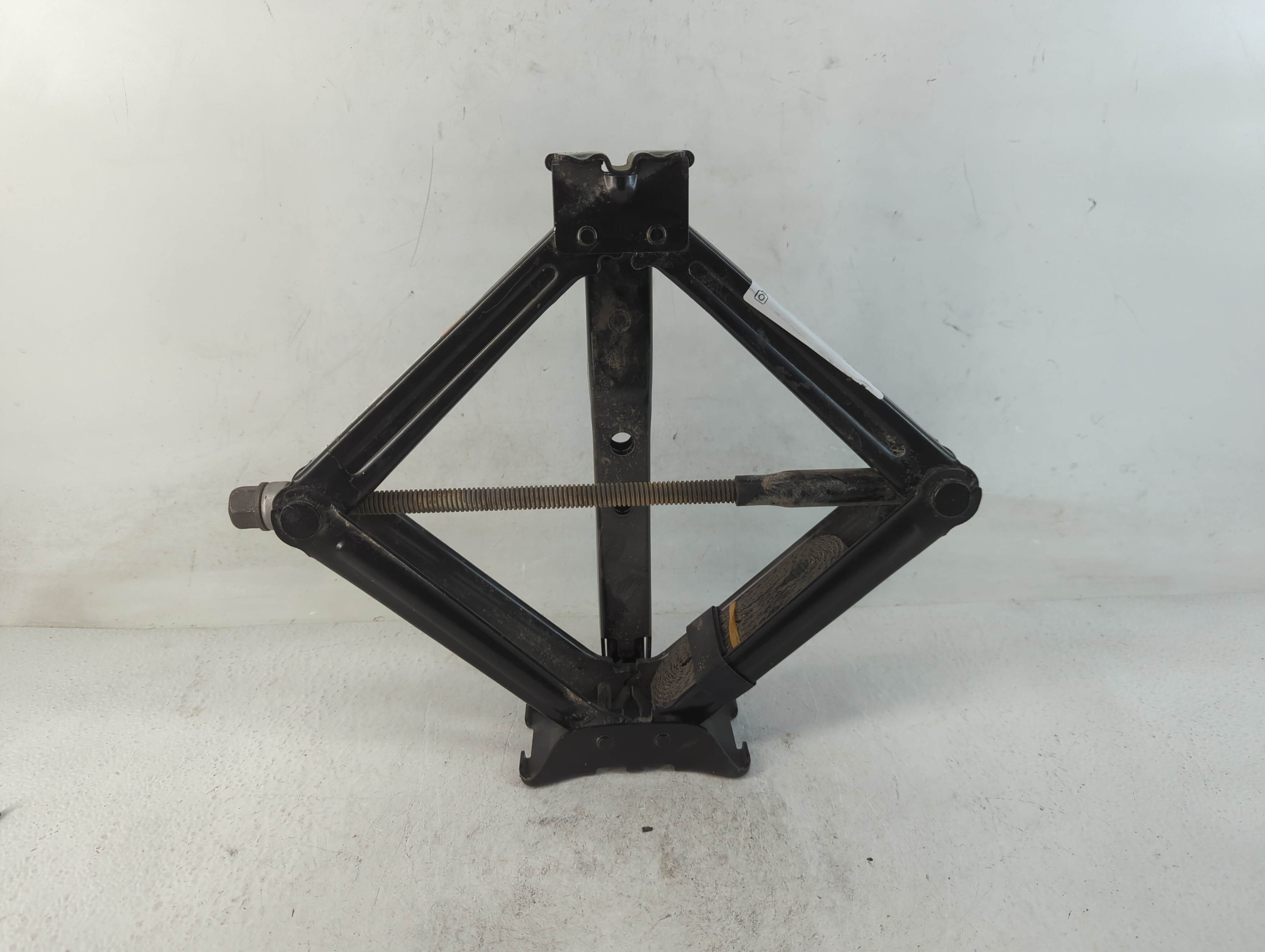 Picture of 2017 Ford Edge Spare Scissor Car Jack 784014