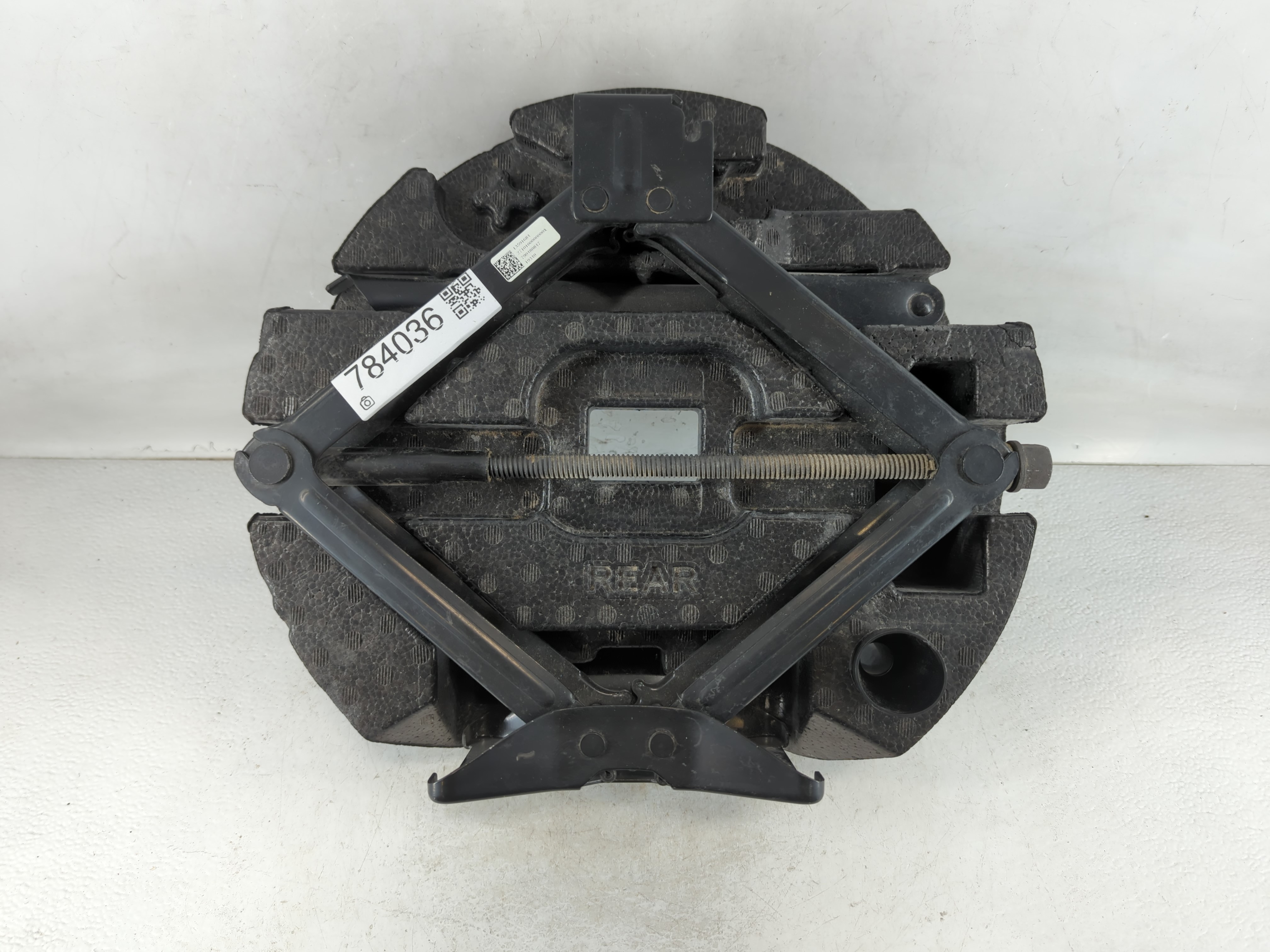 2014 Dodge Grand Caravan Spare Scissor Car Jack 784036 - Oemusedautoparts1.com