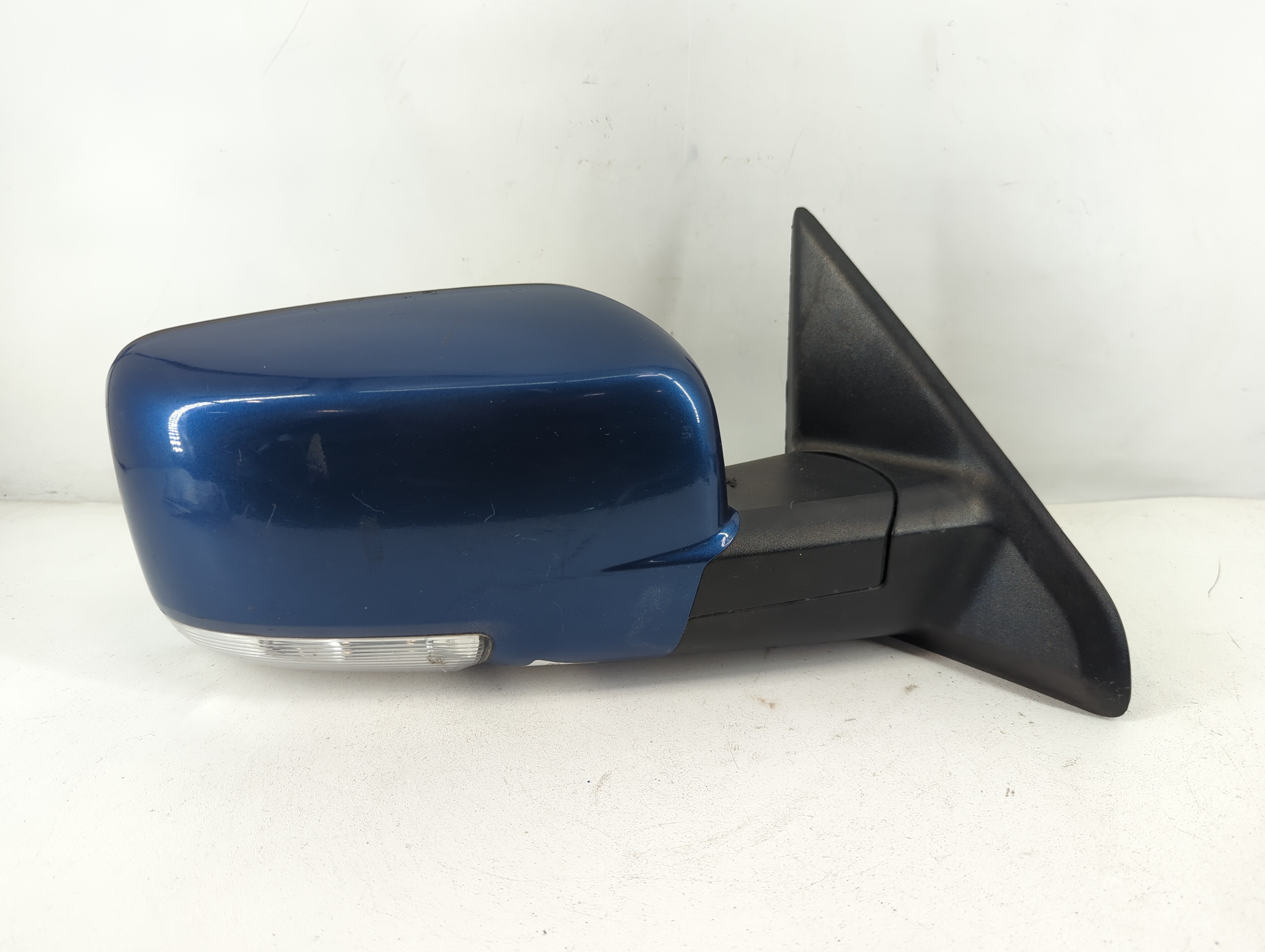 2009-2009 Dodge Ram 1500 Passenger Right Side View Power Door Mirror Blue 784264 - Oemusedautoparts1.com