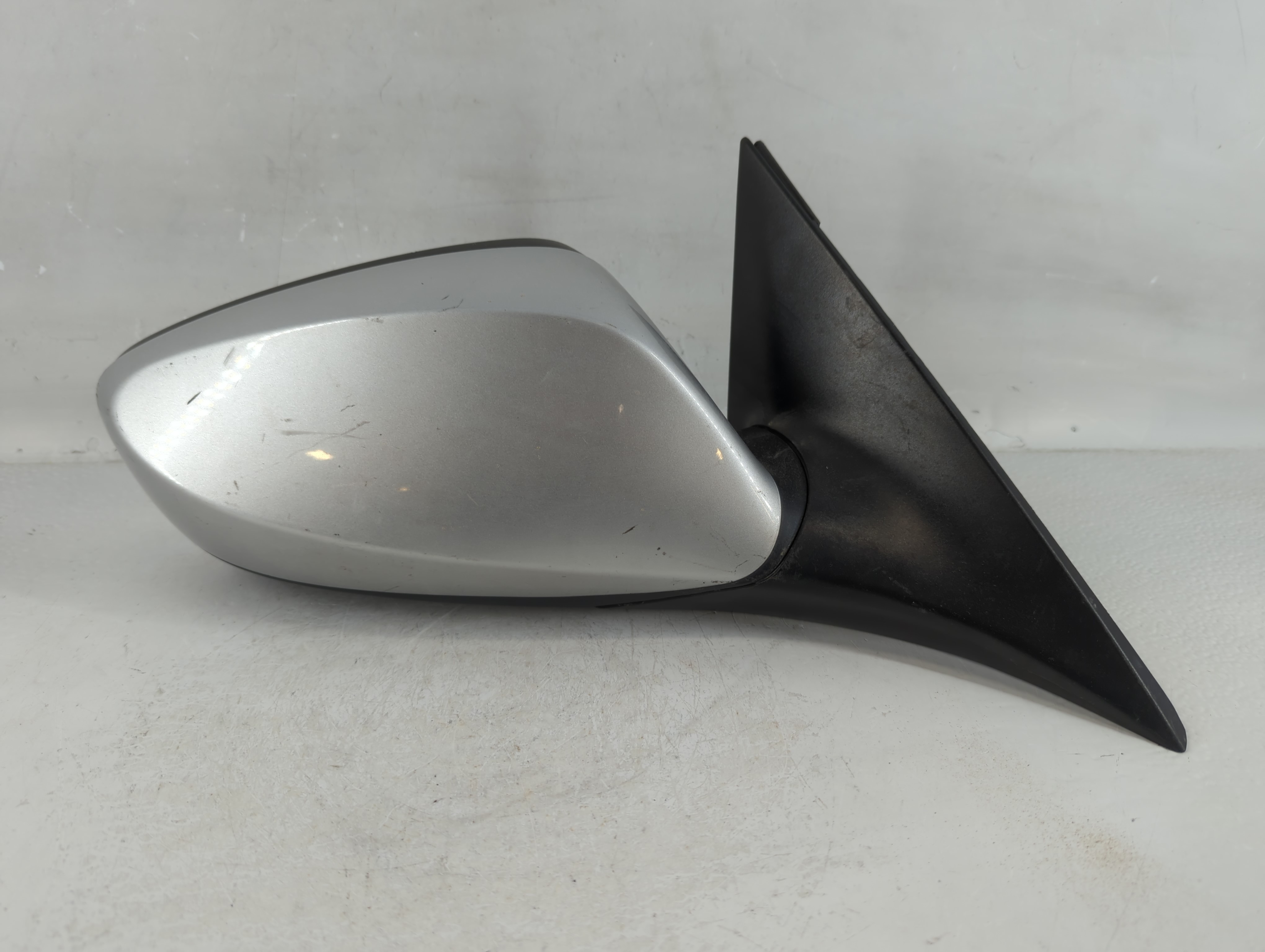 2014-2017 Hyundai Veloster Passenger Right Side View Power Door Mirror 784277 - Oemusedautoparts1.com