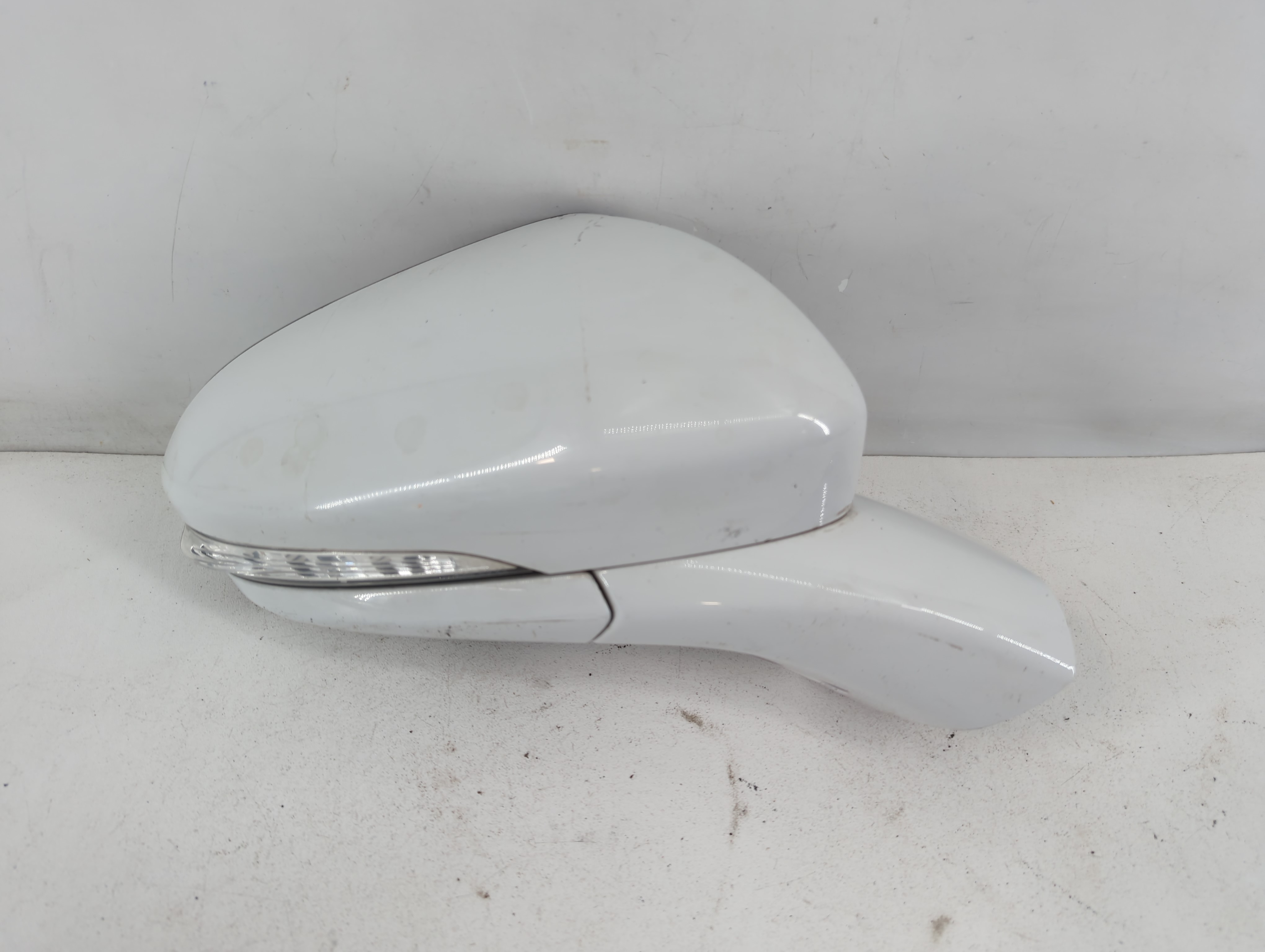 Picture of 2013-2014 Ford Fusion Passenger Right Side View Power Door Mirror White 784322
