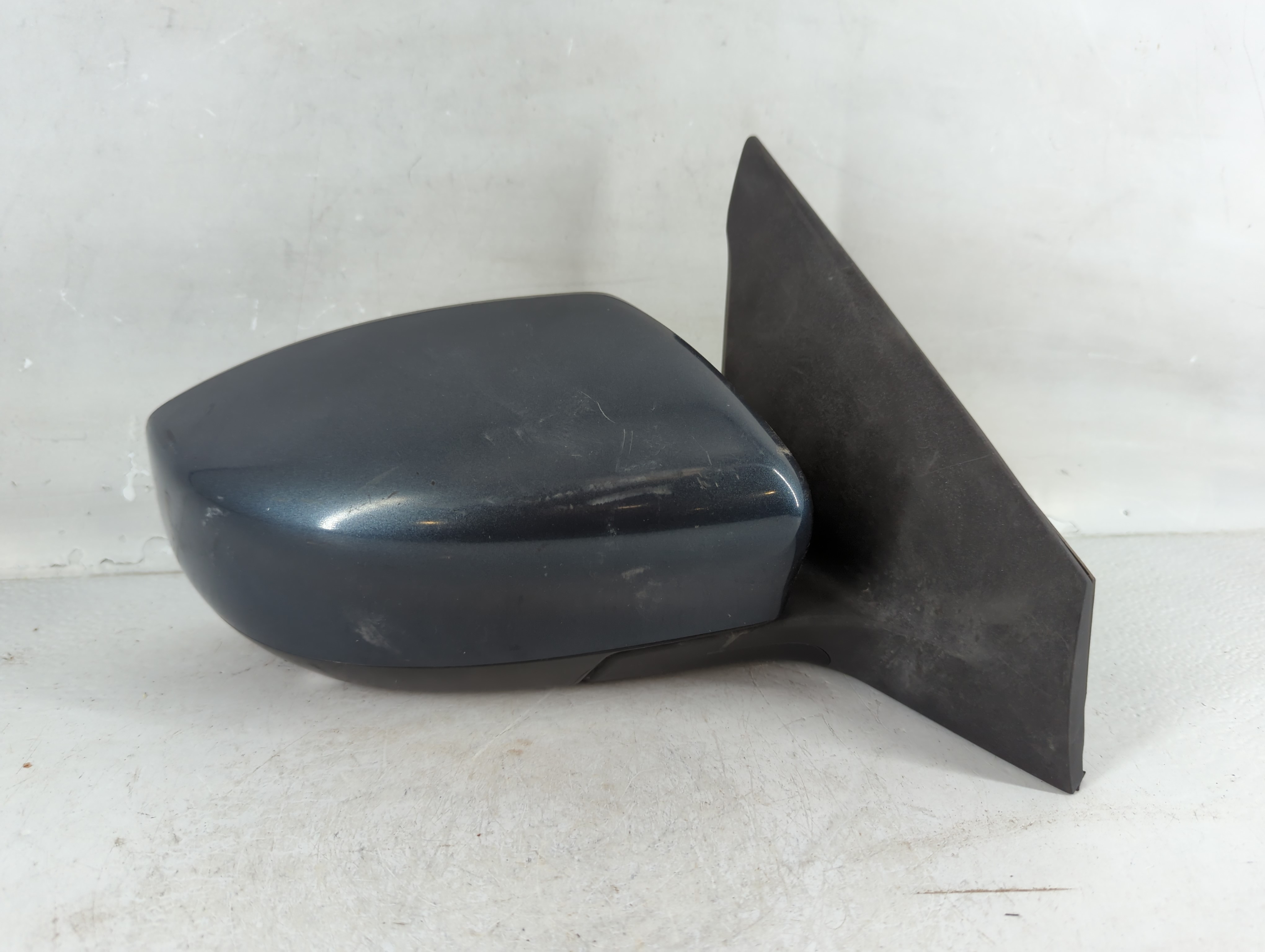 2013-2015 Nissan Sentra Passenger Right Side View Power Door Mirror 784324 - Oemusedautoparts1.com