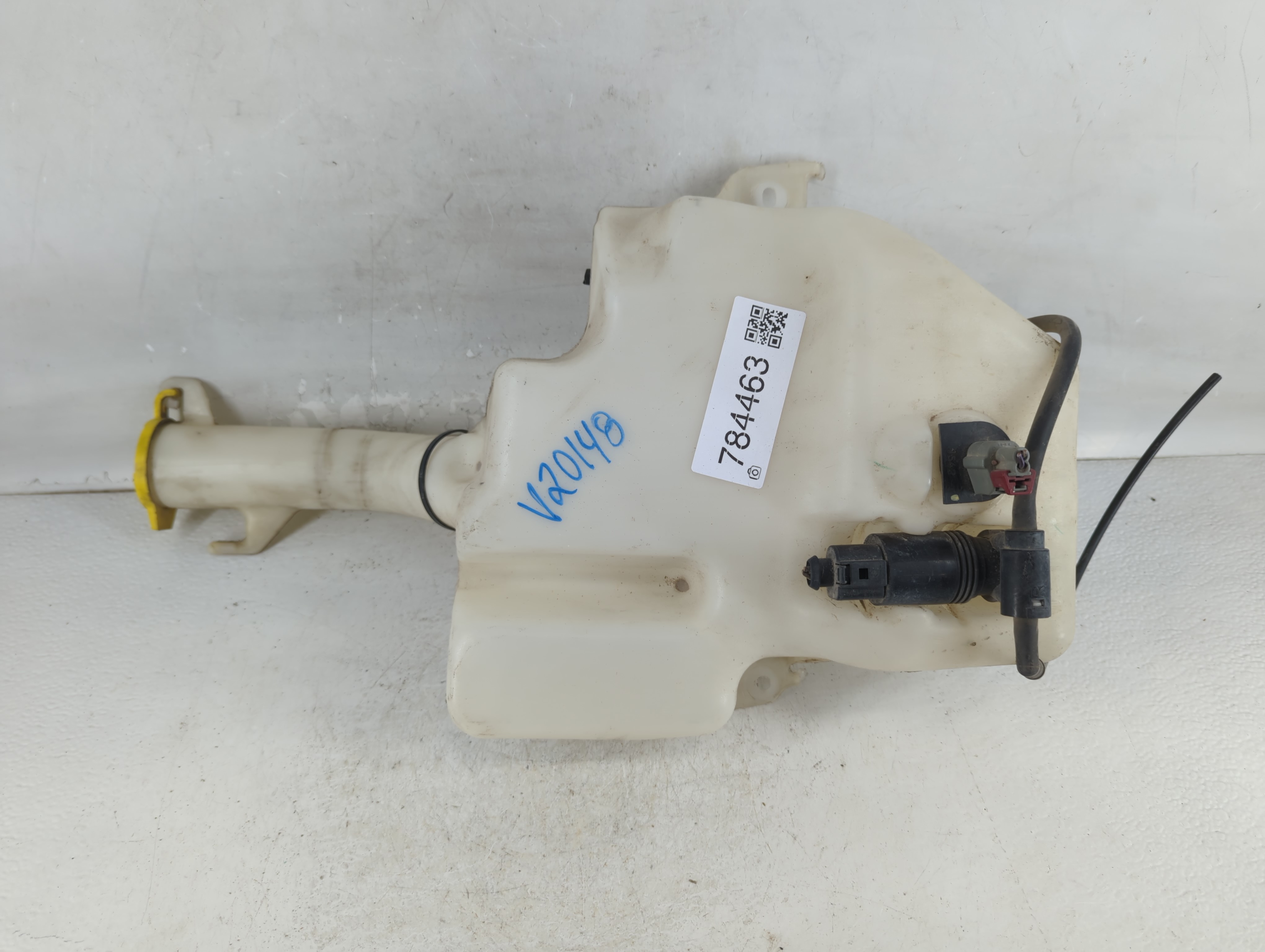 Picture of Dodge Caravan Windshield Washer Fluid Reservoir Bottle Oem 784463