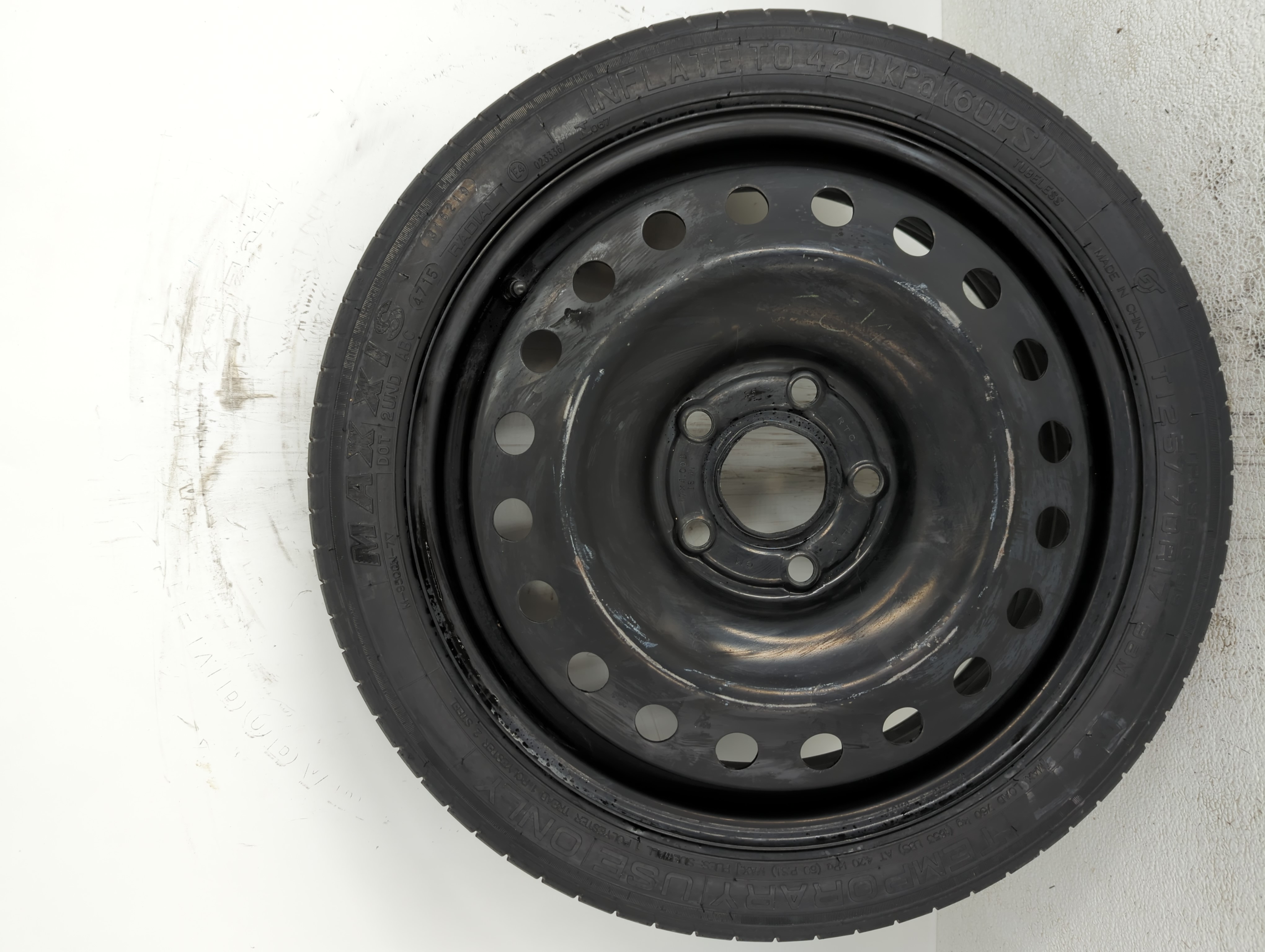 2011-2017 Buick Regal Spare Donut Tire Wheel Rim Oem 784568 - Oemusedautoparts1.com