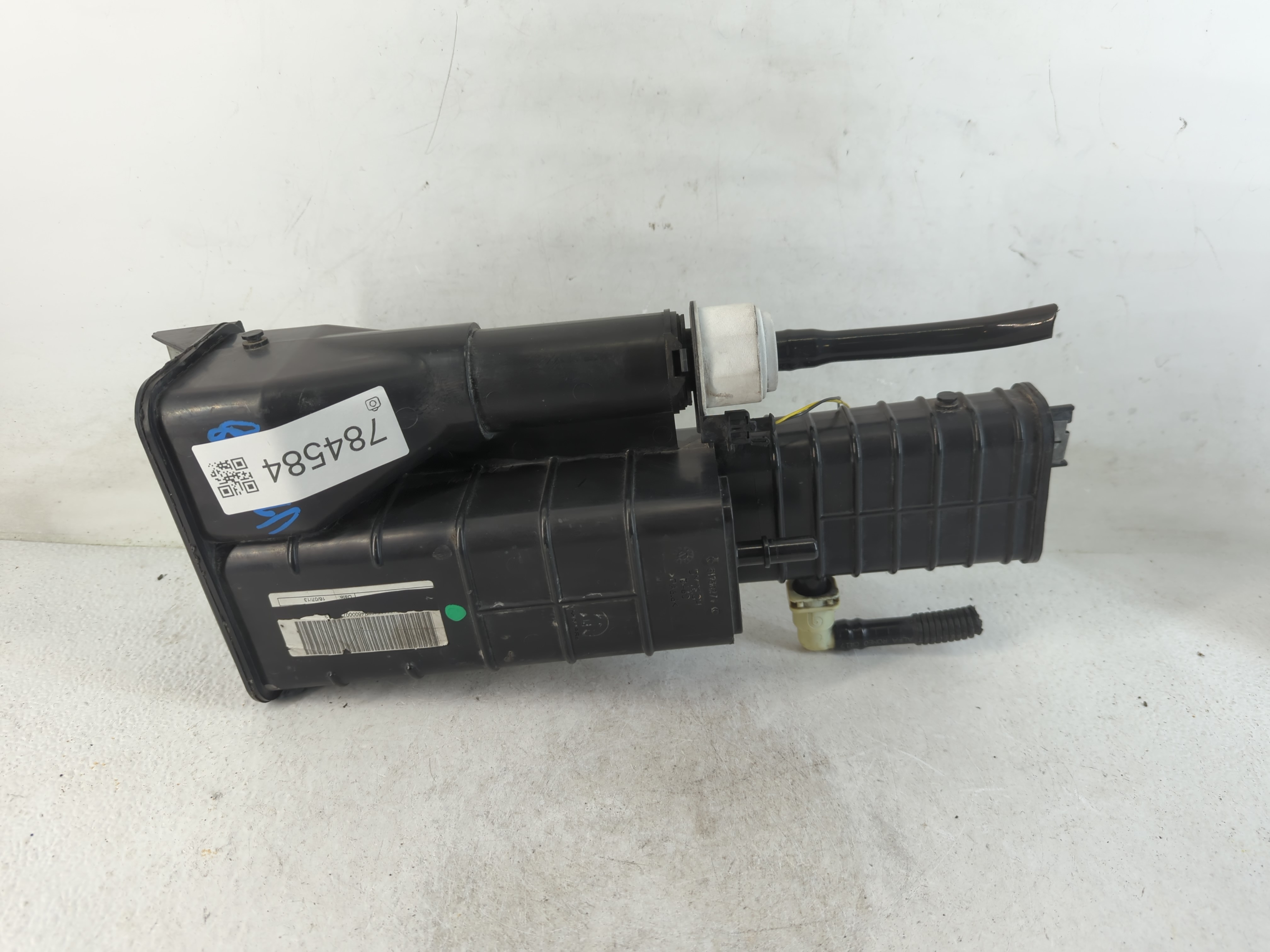 2014 Fiat 500 Fuel Vapor Charcoal Canister 784584 - Oemusedautoparts1.com