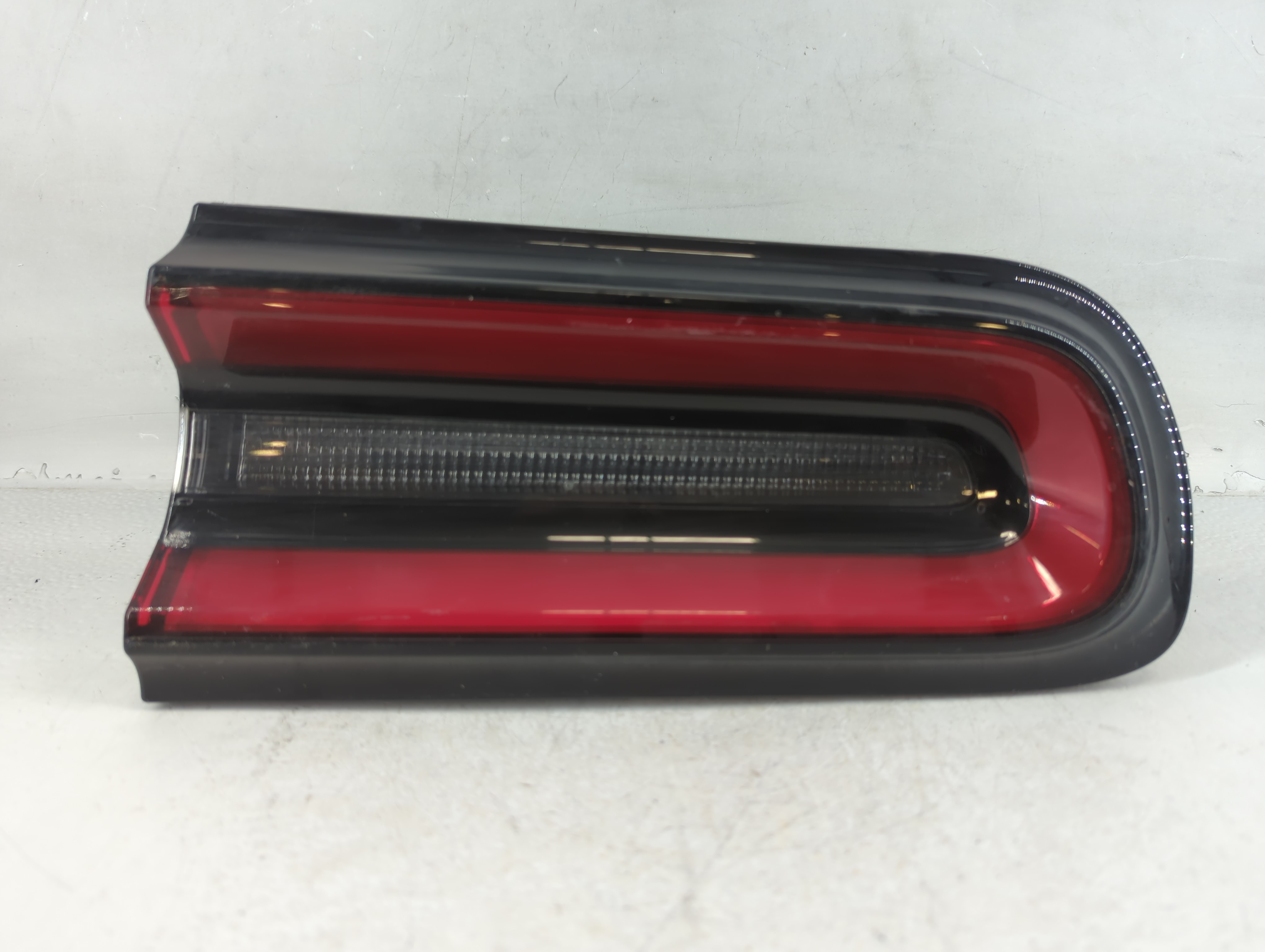 2015-2022 Dodge Challenger Passenger Right Side Tail Light Taillight Oem 784596 - Oemusedautoparts1.com