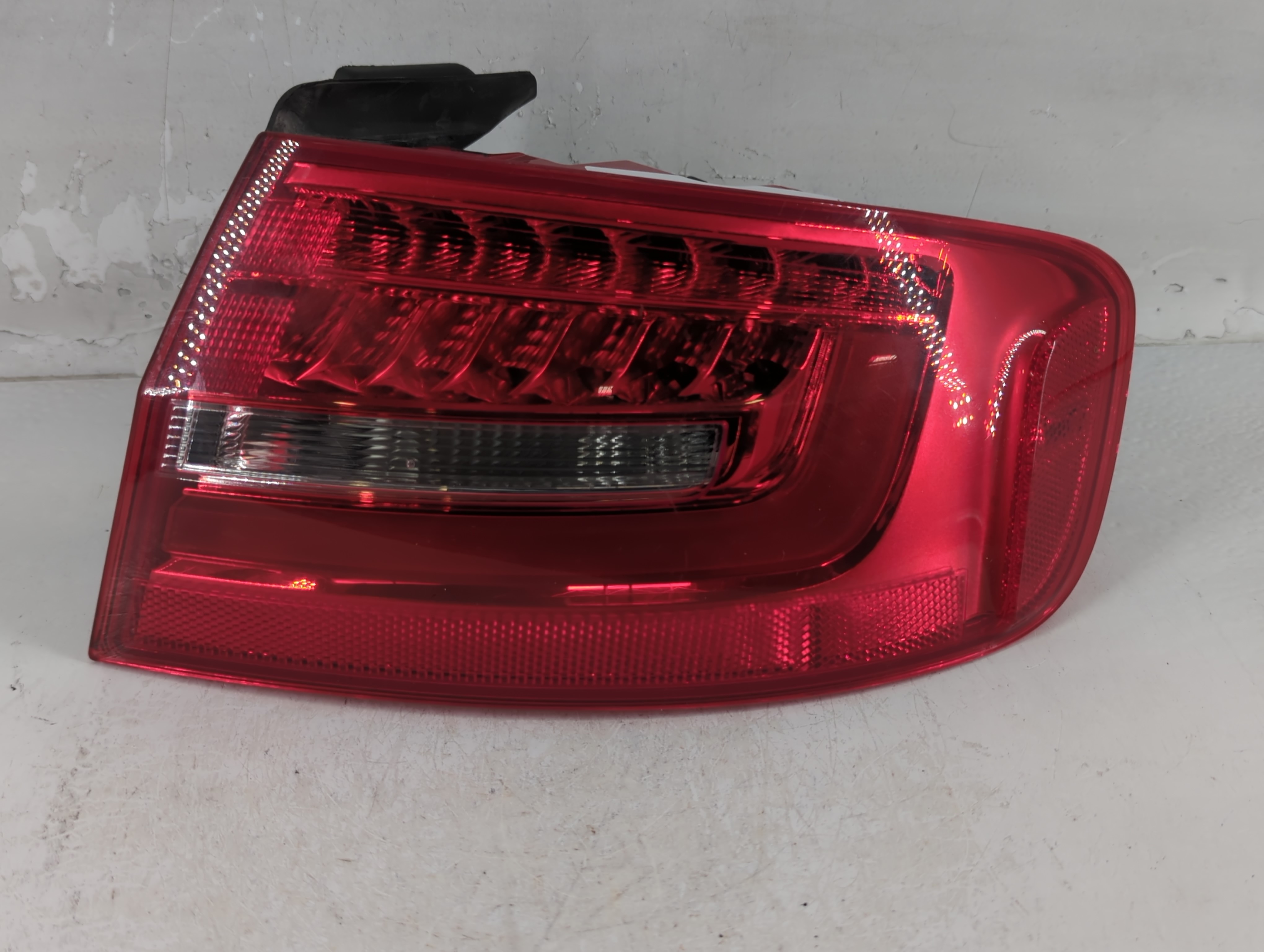2013-2016 Audi A4 Driver Left Side Tail Light Taillight Oem 784600 - Oemusedautoparts1.com