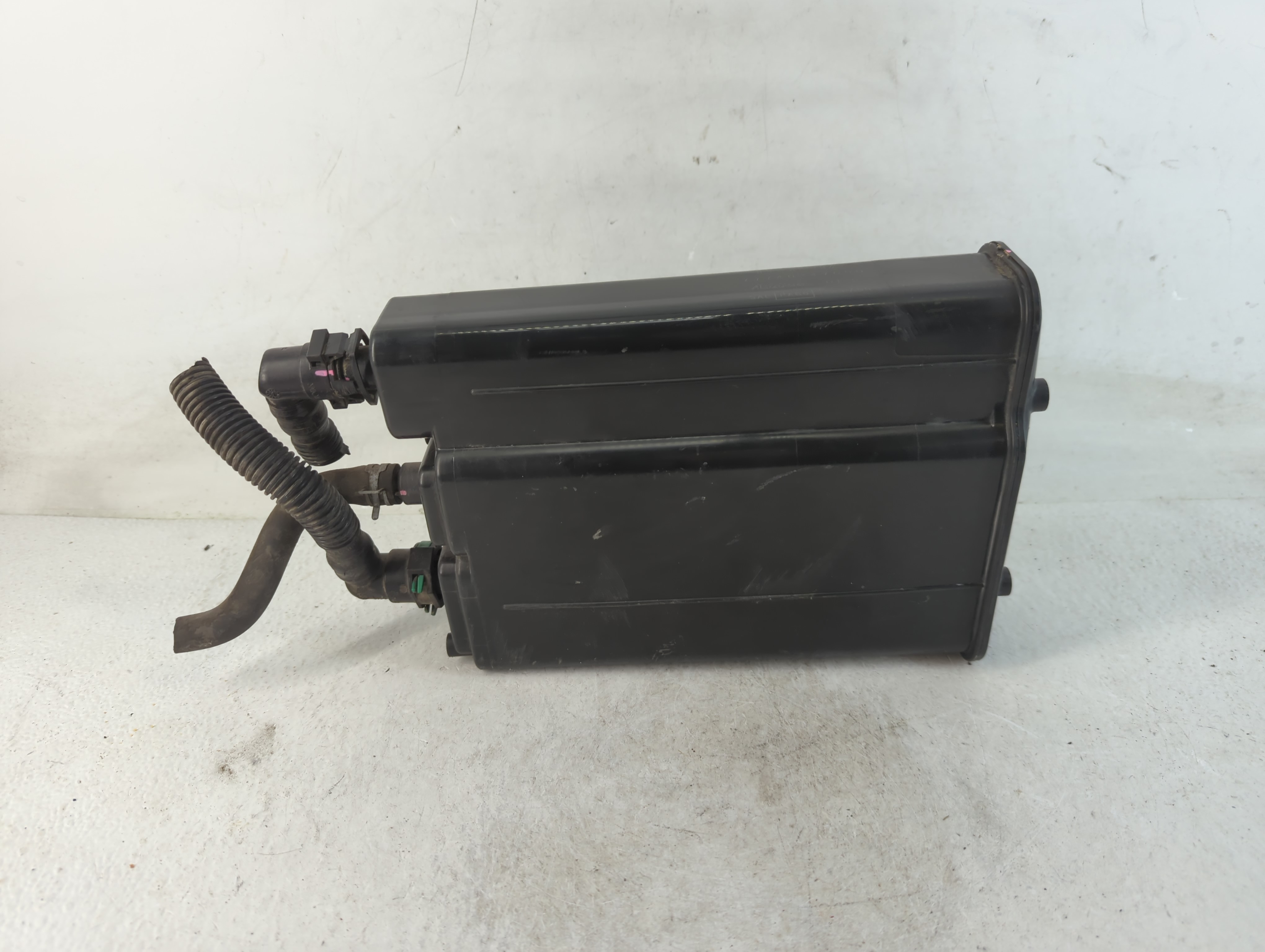 2010 Toyota Prius Fuel Vapor Charcoal Canister 784606 - Oemusedautoparts1.com