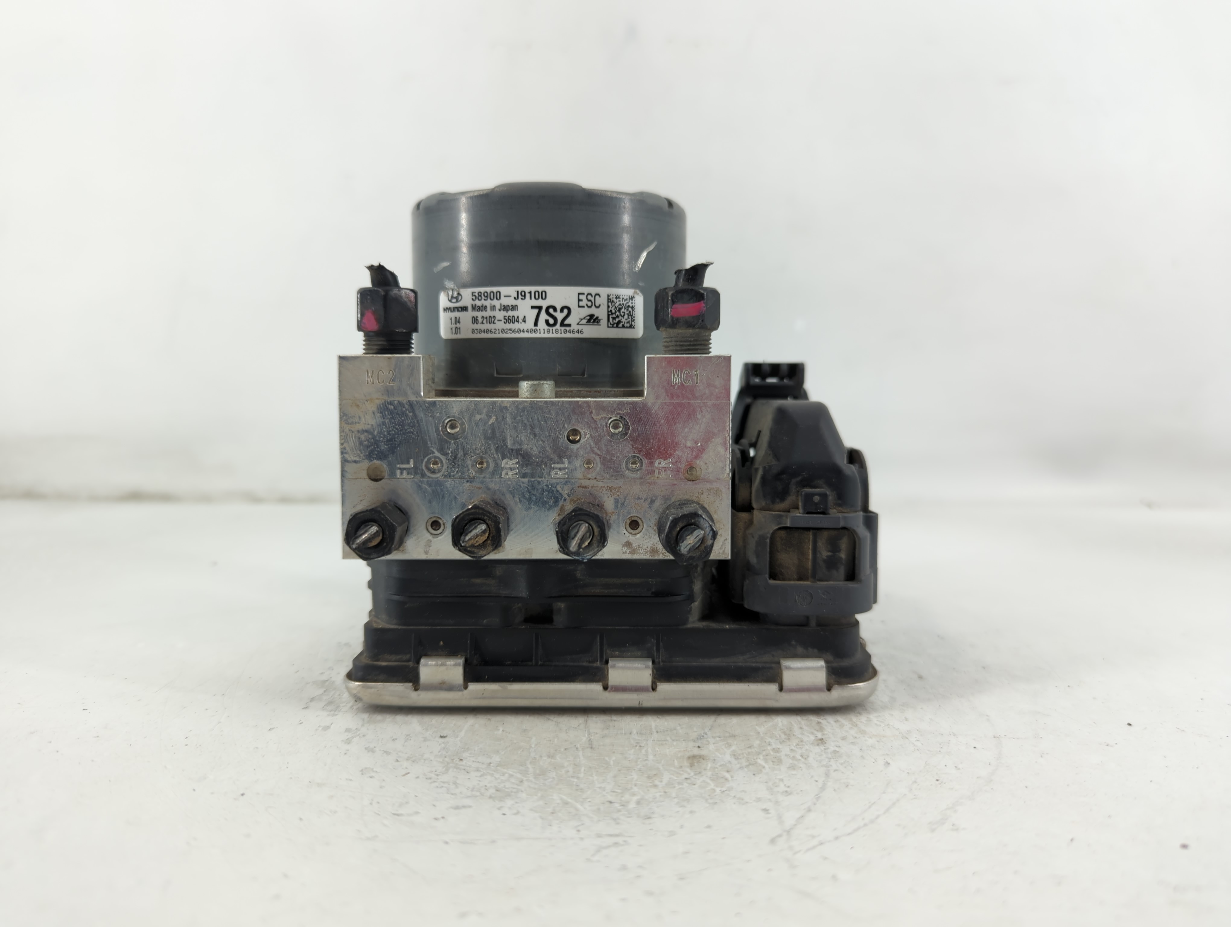 2018-2021 Hyundai Kona Abs Pump Control Module 784620 - Oemusedautoparts1.com