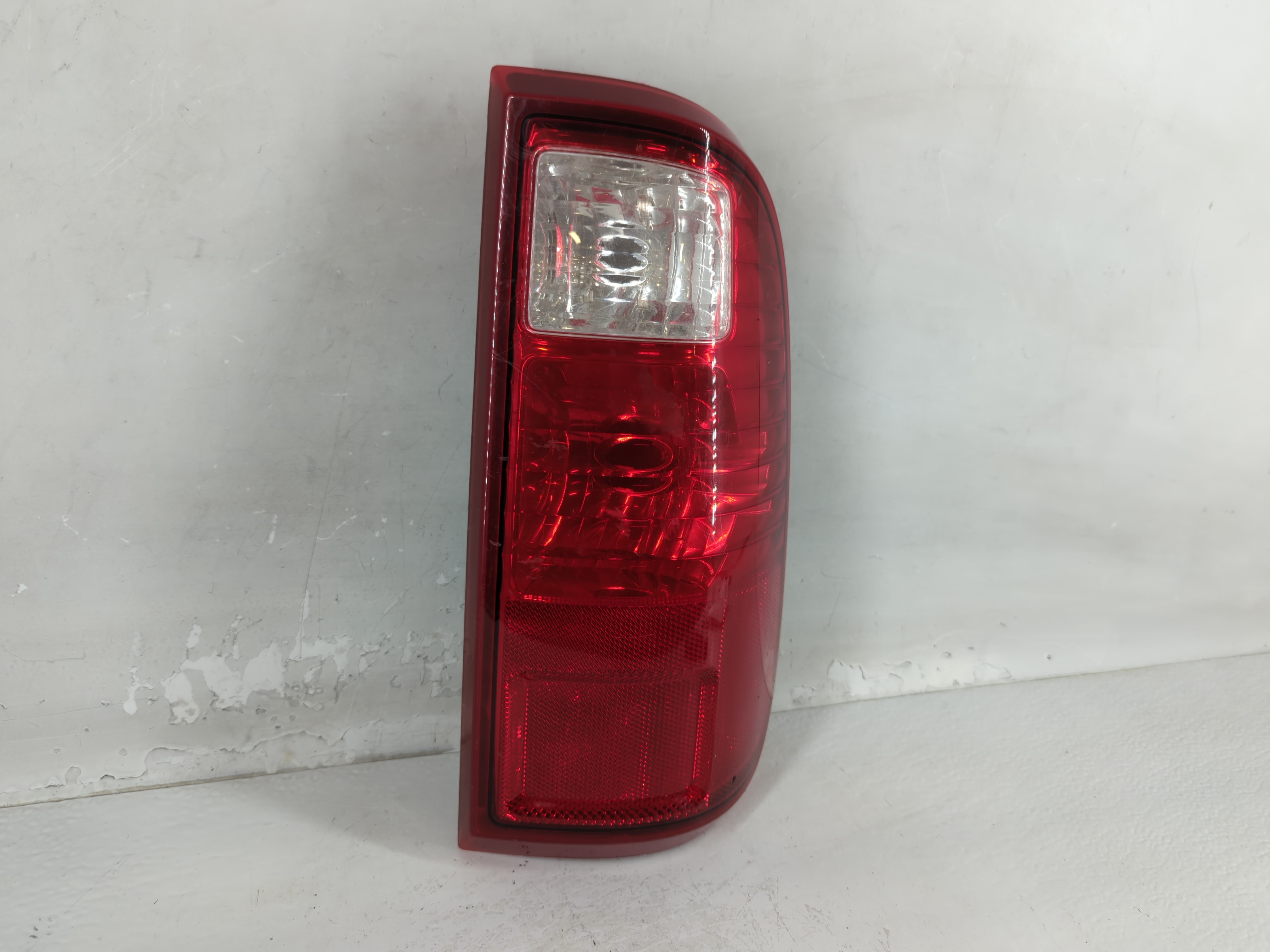 2008 Ford F-250 Super Duty Passenger Right Side Tail Light Taillight Oem 784632 - Oemusedautoparts1.com