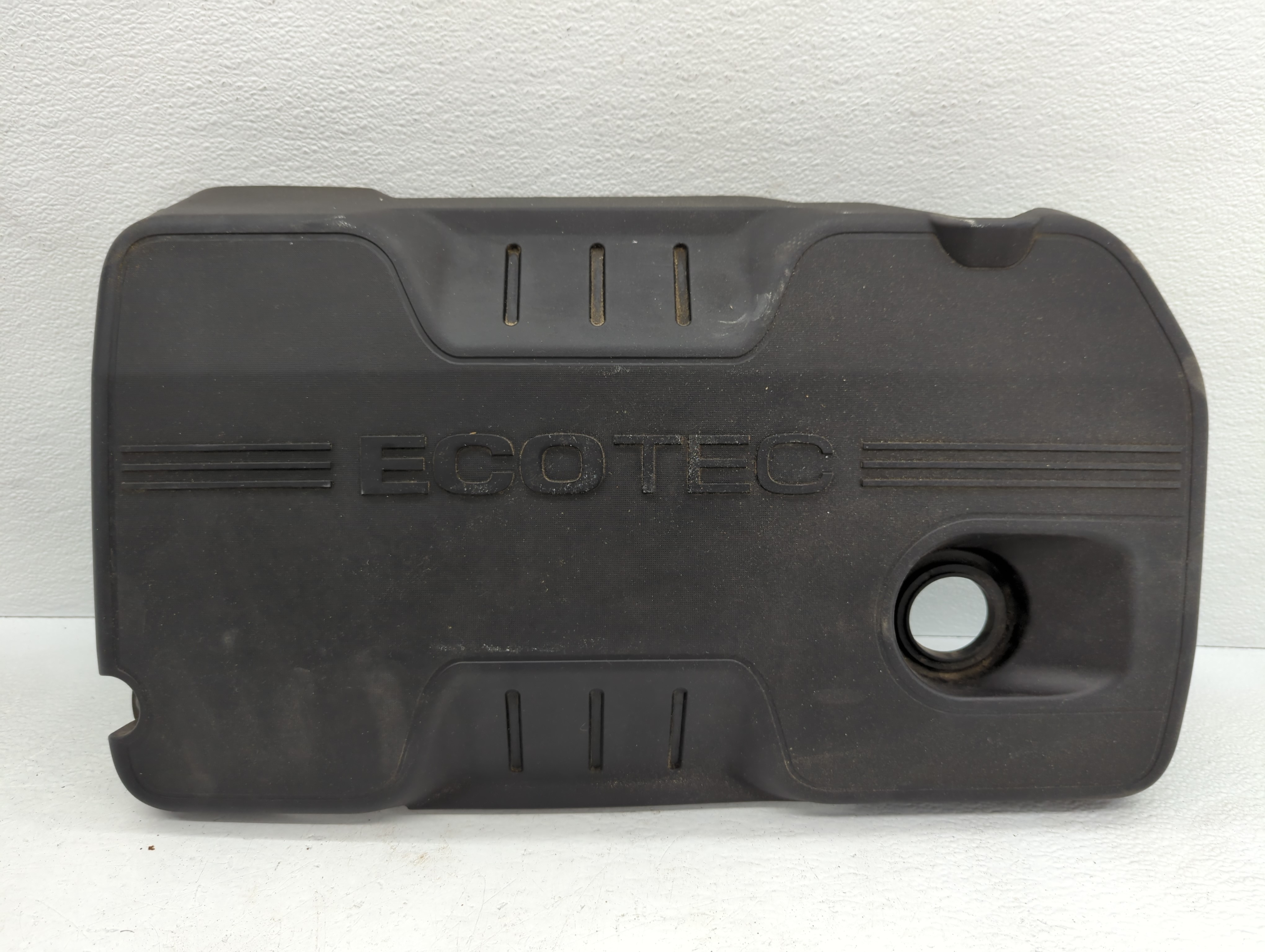 Picture of 2015 Buick Verano Engine Cover 784636