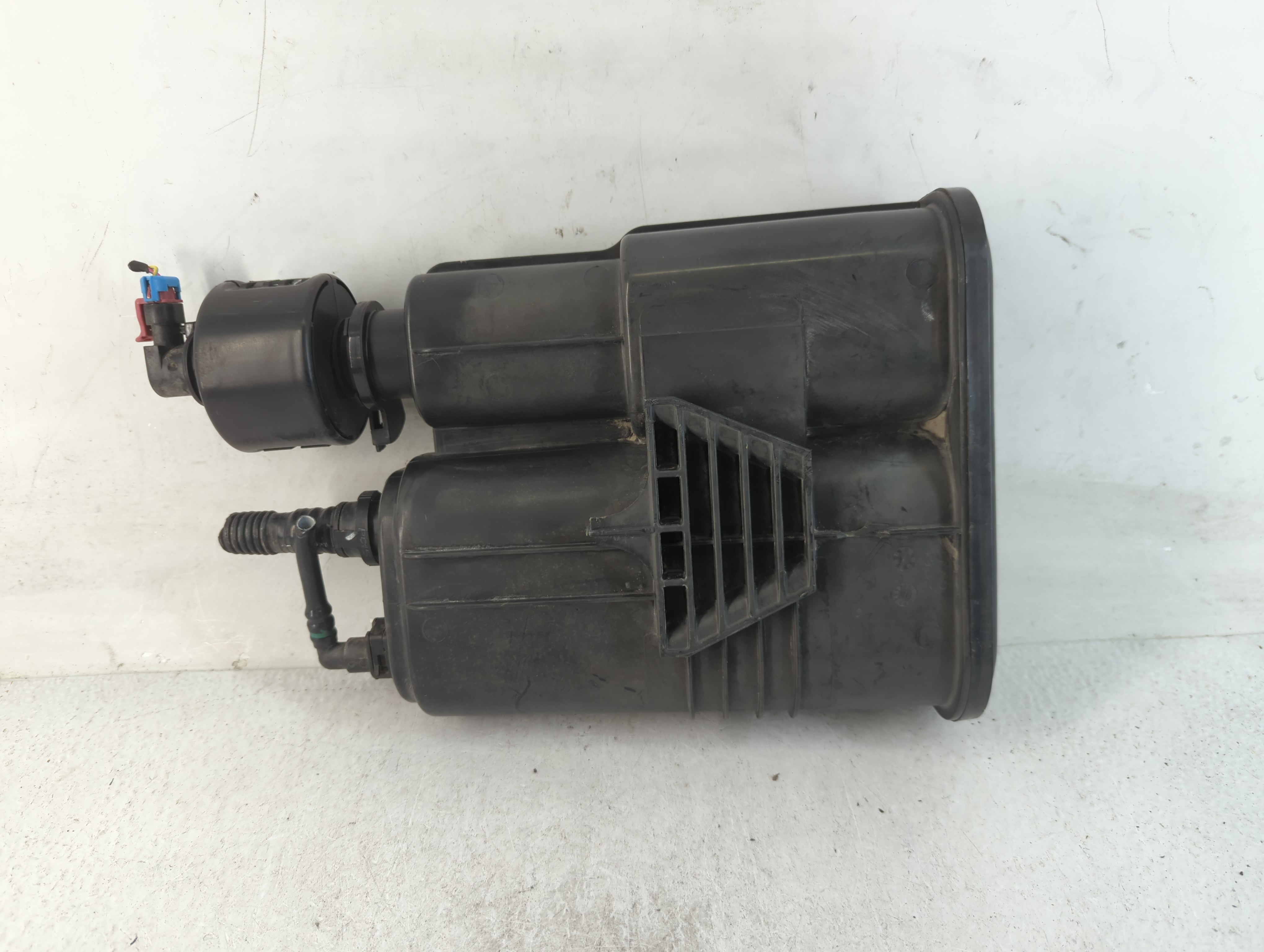 2016 Mercedes-benz Gle350 Fuel Vapor Charcoal Canister 784666 - Oemusedautoparts1.com