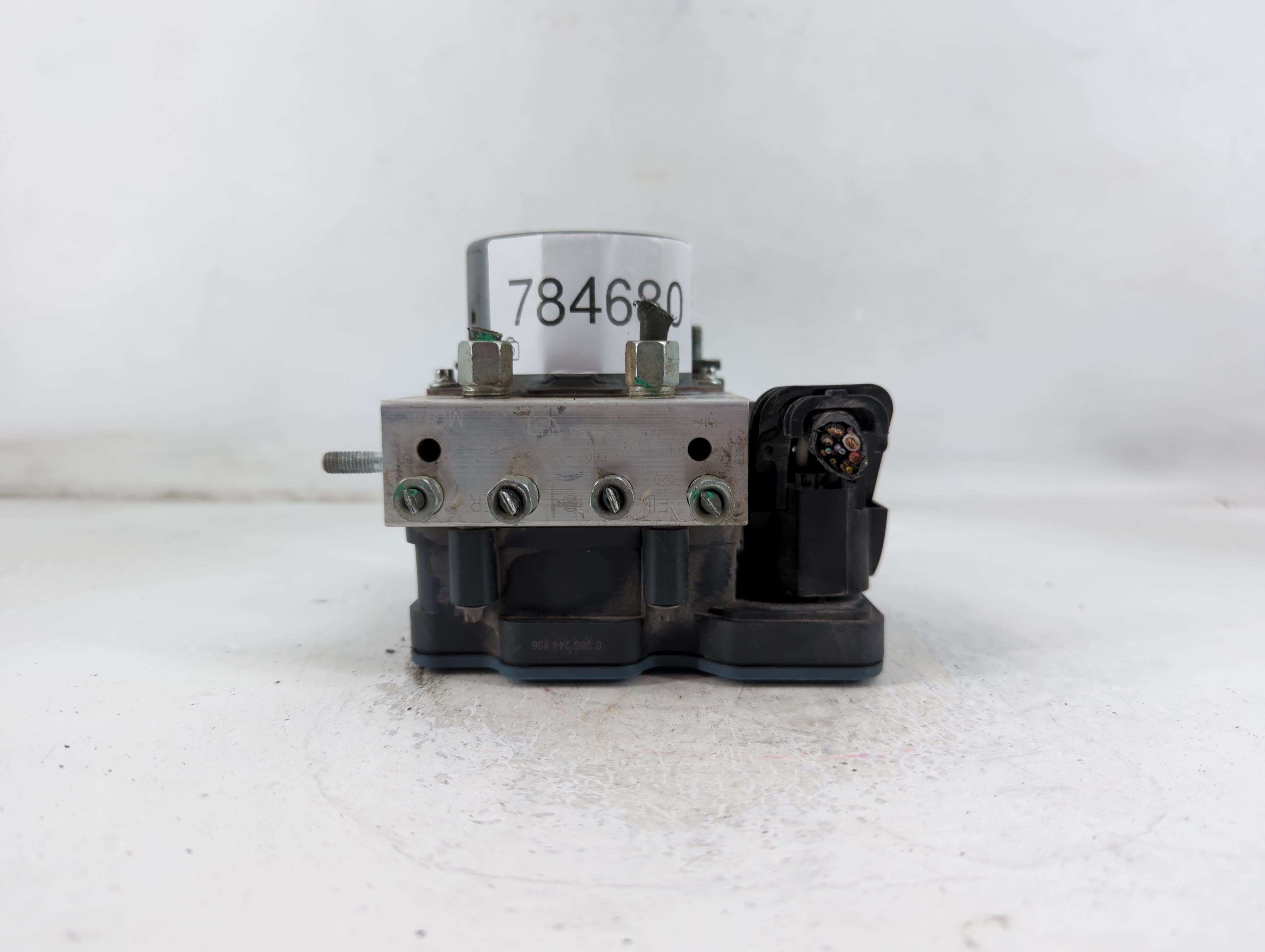 2015-2015 Nissan Altima Abs Pump Control Module 784680 - Oemusedautoparts1.com