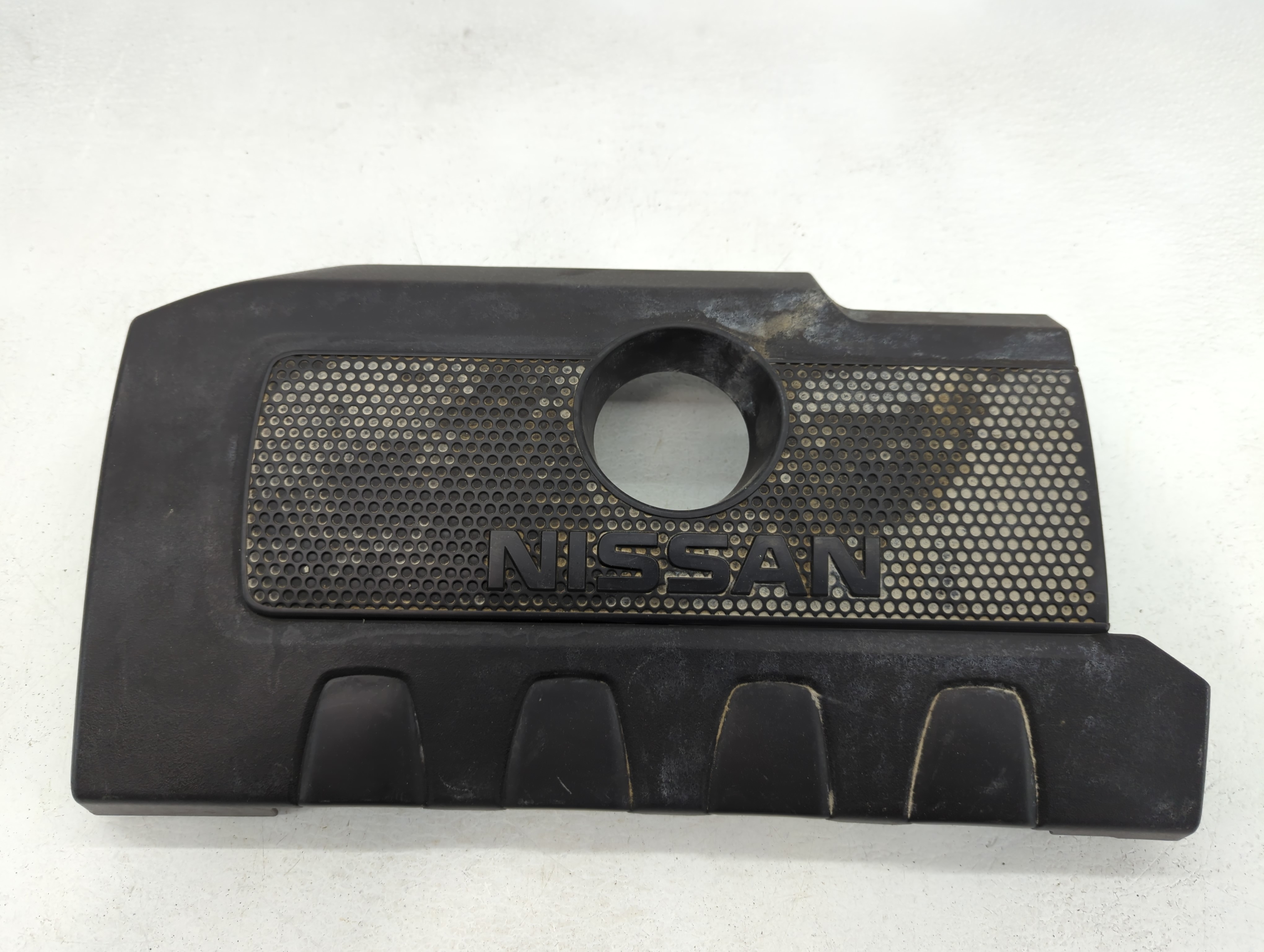Picture of 2016 Nissan Sentra Engine Cover 784686