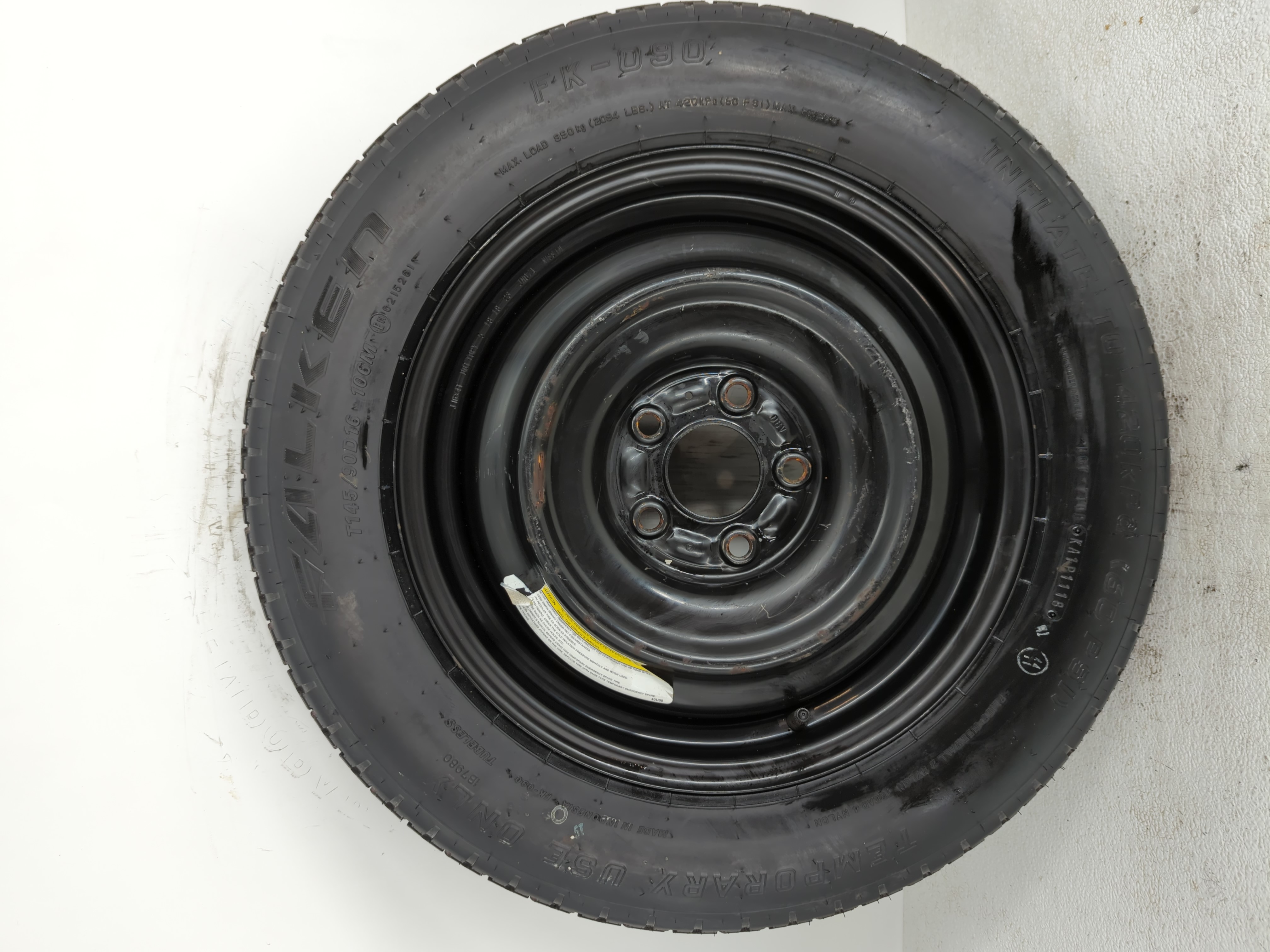 Picture of 2000-2002 Ford Expedition Spare Donut Tire Wheel Rim Oem 784731