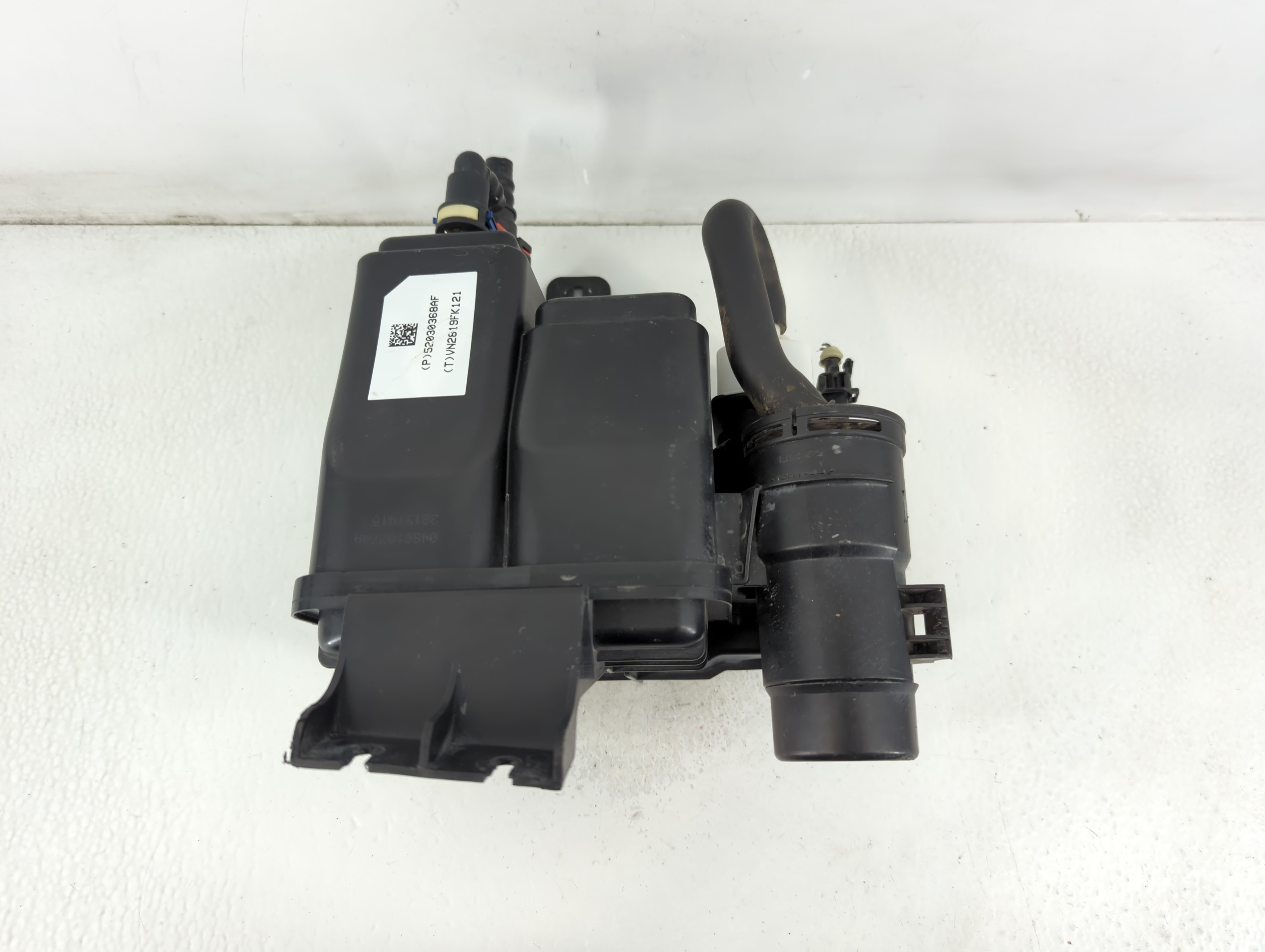 2020 Chrysler Pacifica Fuel Vapor Charcoal Canister 784791 - Oemusedautoparts1.com