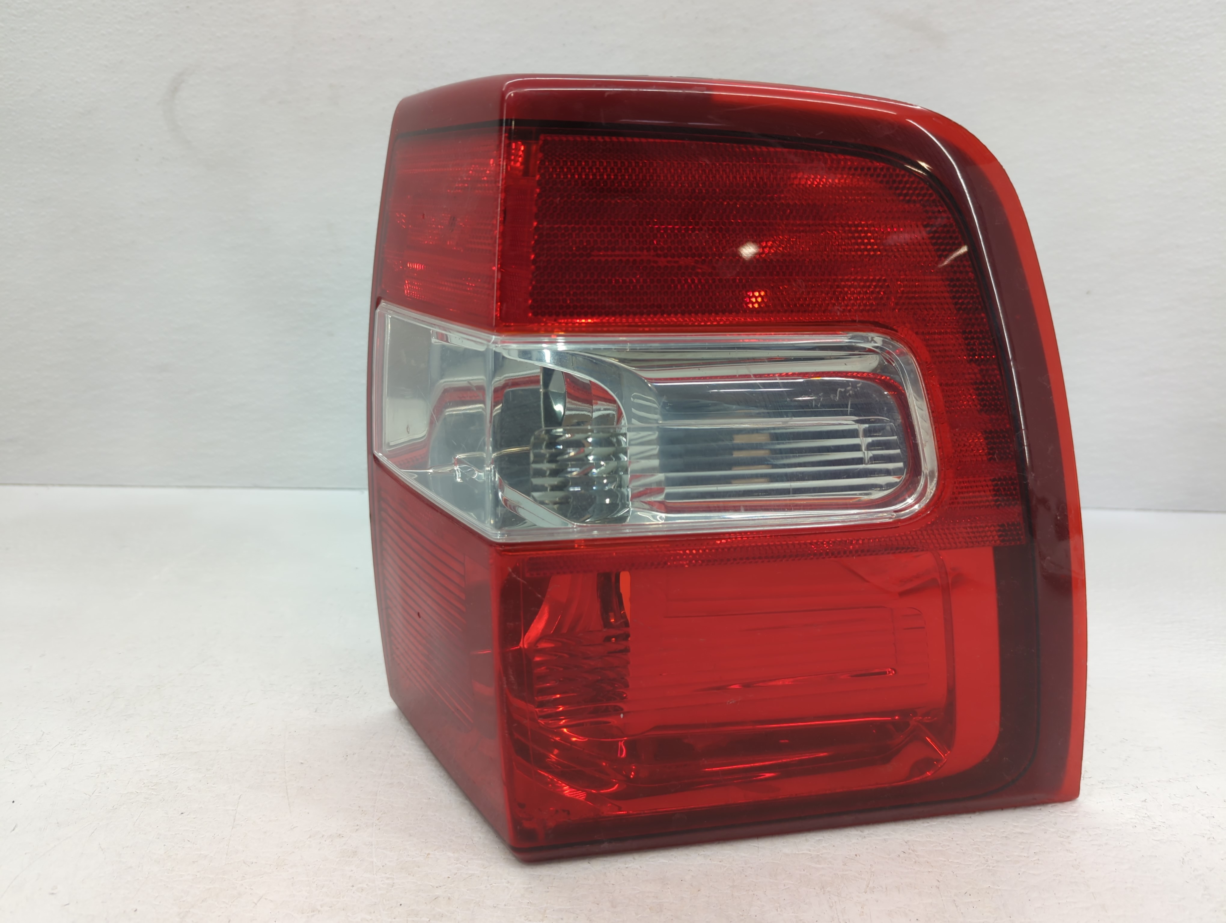 2007-2017 Ford Expedition Driver Left Side Tail Light Taillight Oem 784801 - Oemusedautoparts1.com